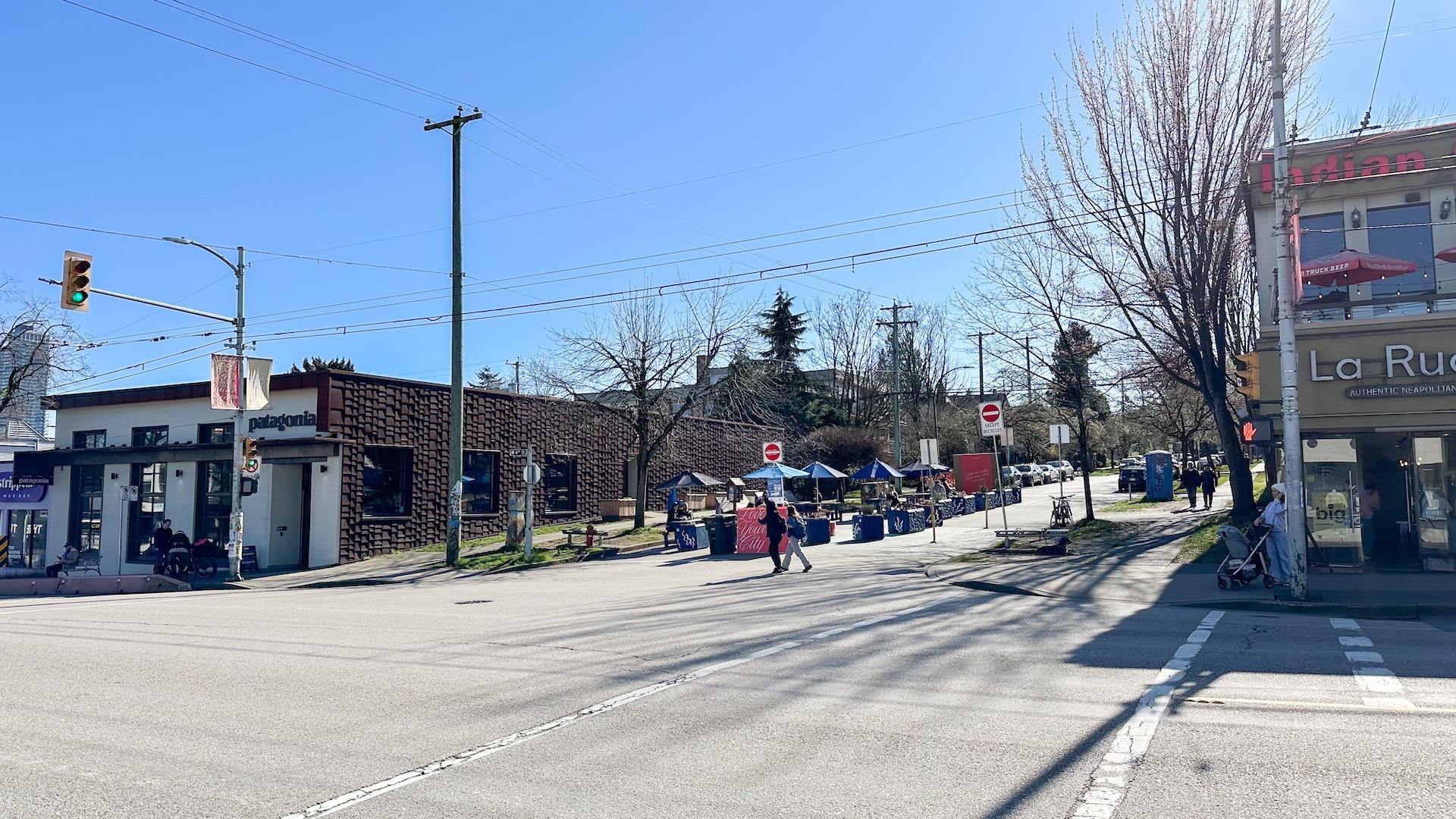 202 2080 MAPLE STREET Unit: 202