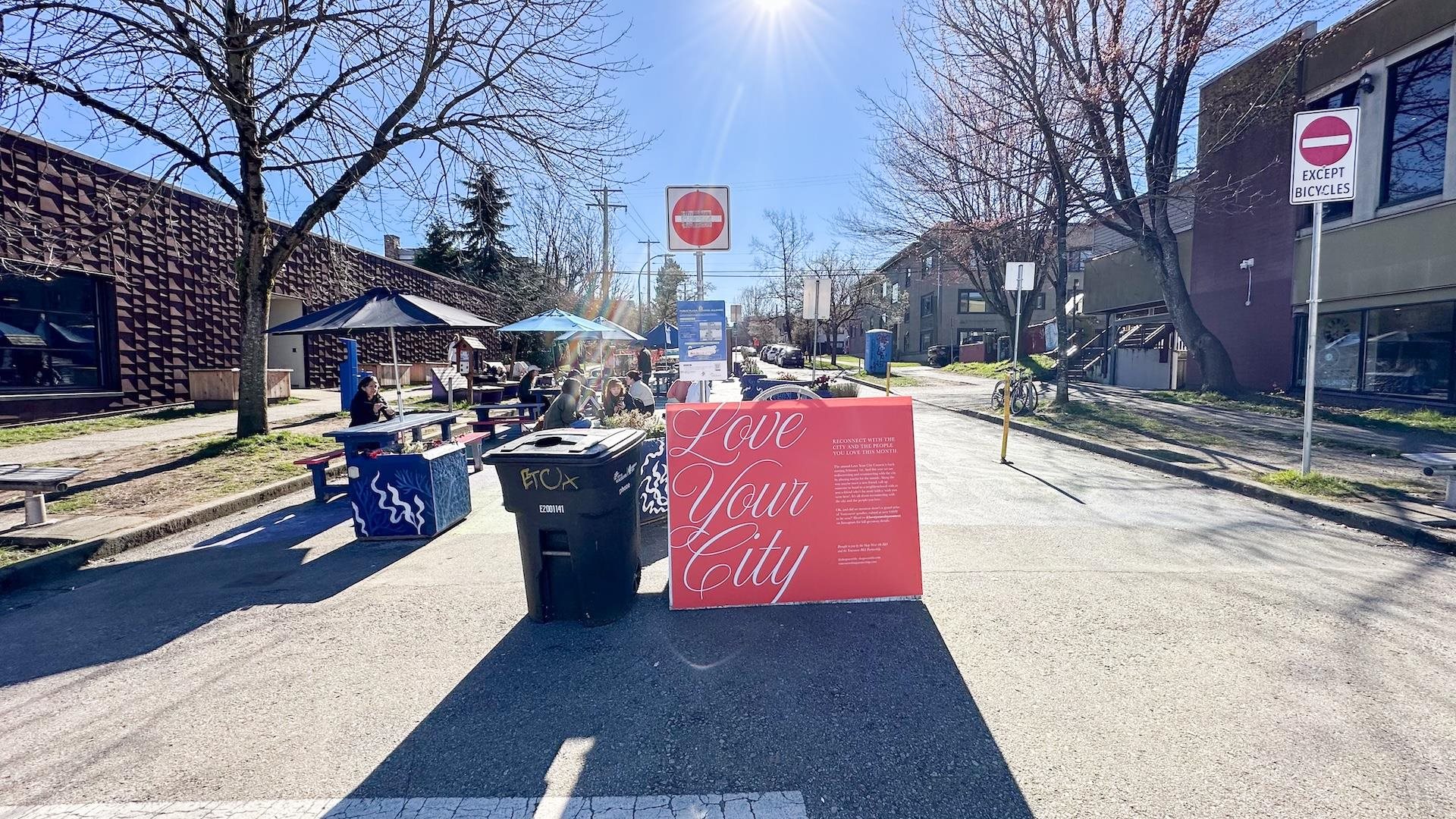 202 2080 MAPLE STREET Unit: 202