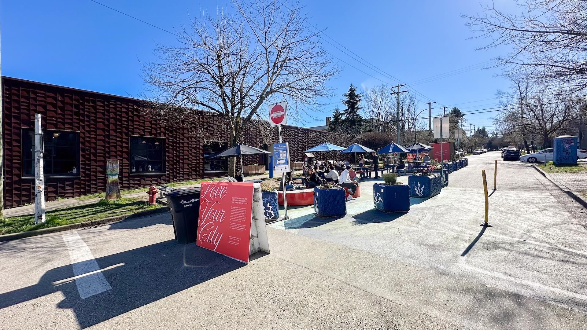 202 2080 MAPLE STREET Unit: 202