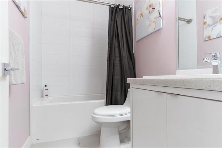 8 7811 209 STREET Unit: 8