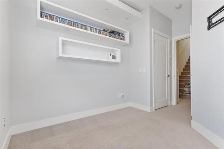 8 7811 209 STREET Unit: 8