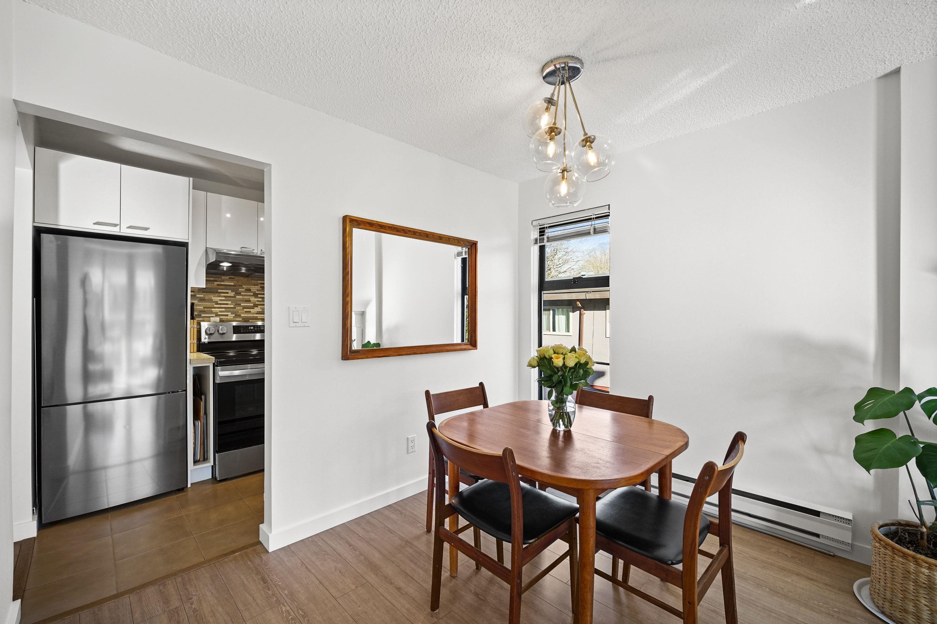 301 674 W 17TH AVENUE Unit: 301