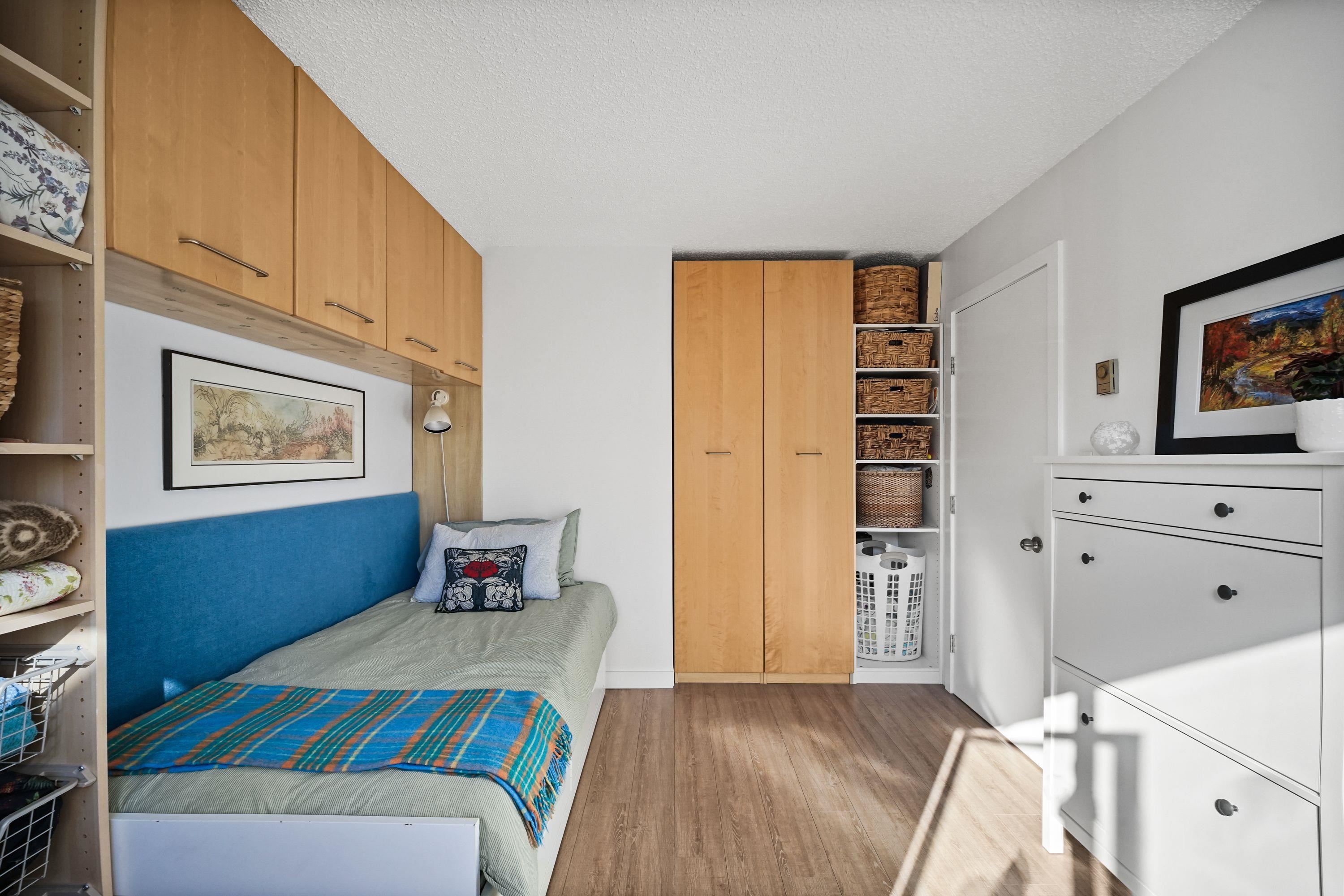 301 674 W 17TH AVENUE Unit: 301