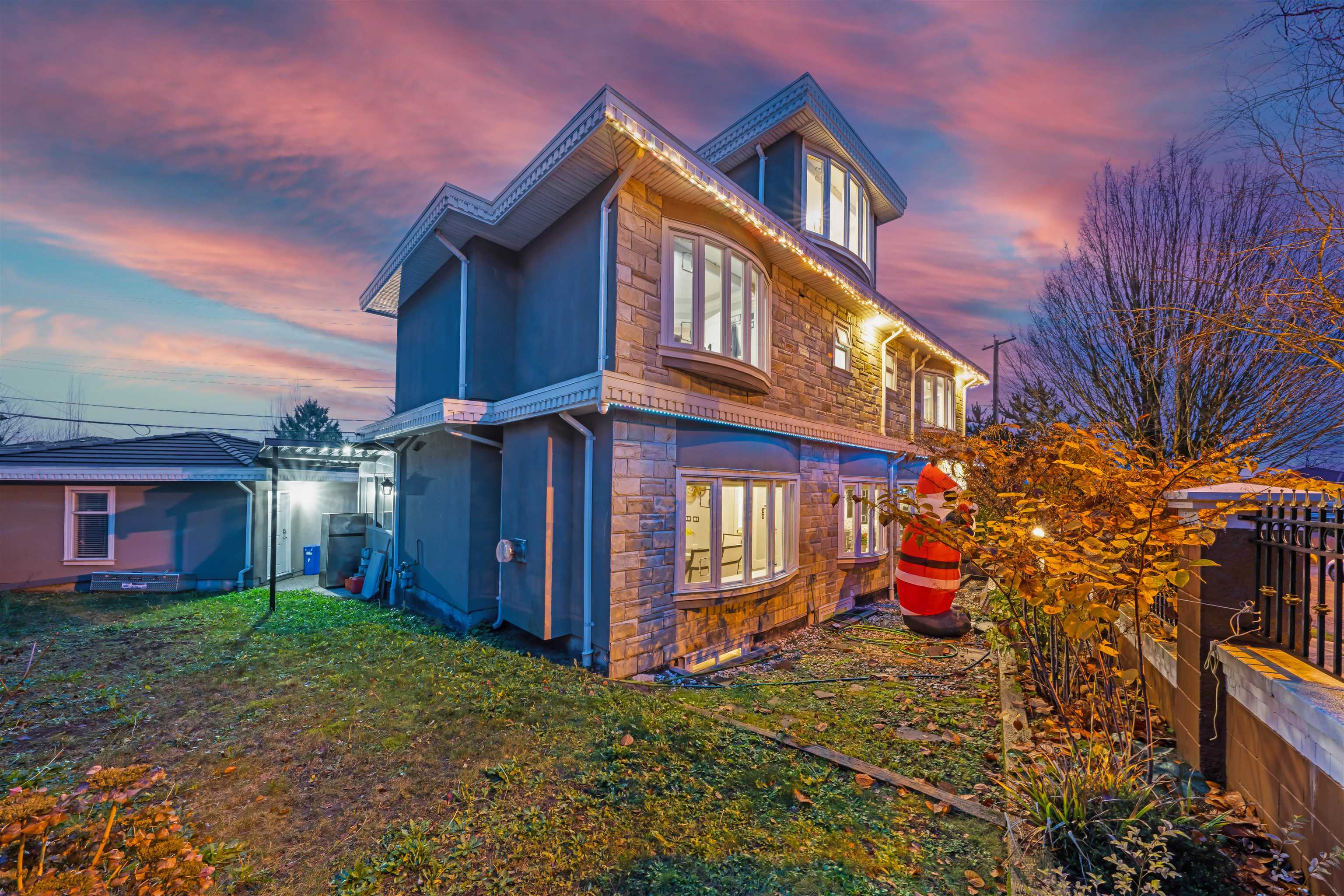 7778 NANAIMO STREET