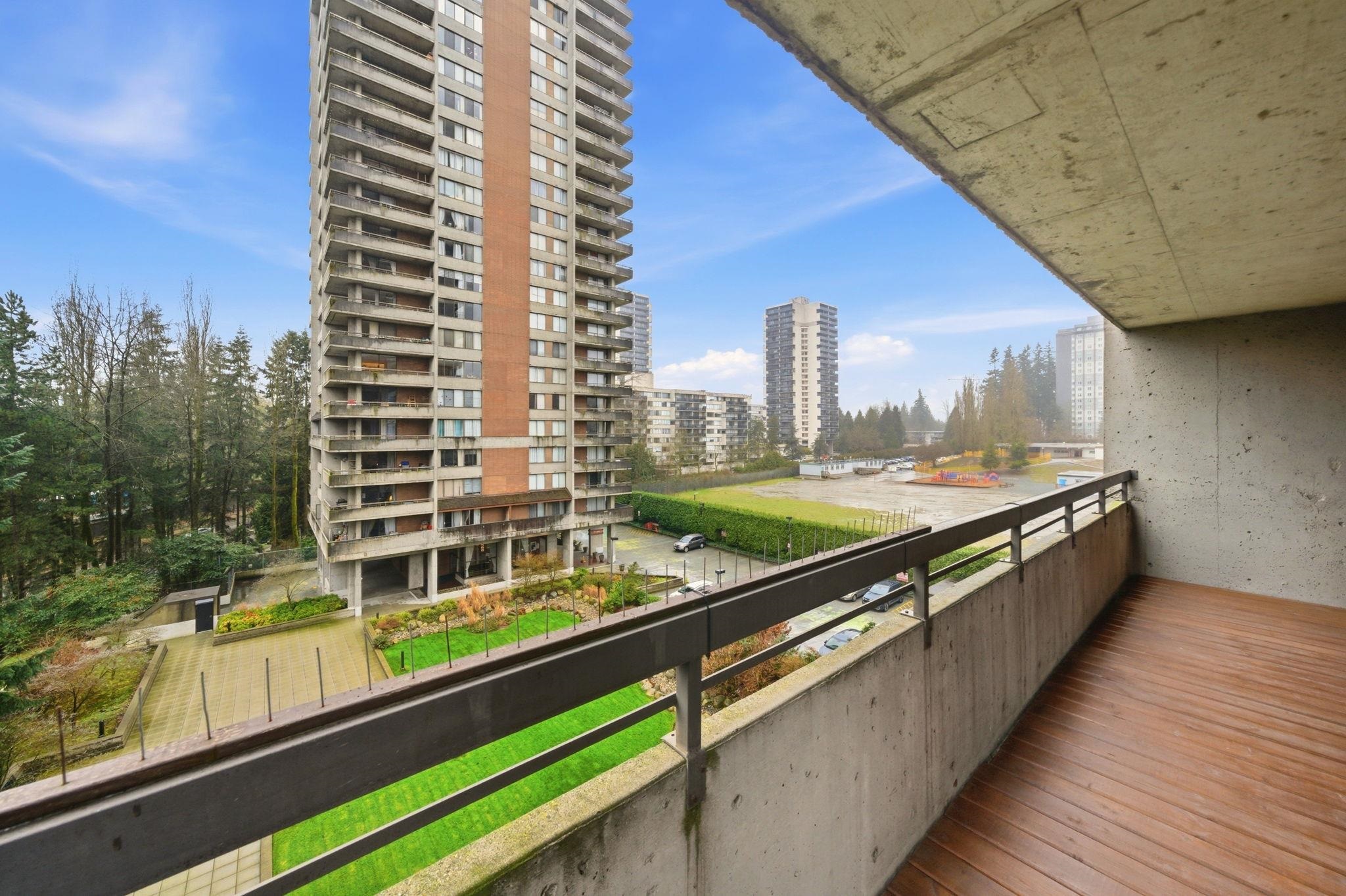 503 3755 BARTLETT COURT Unit: 503