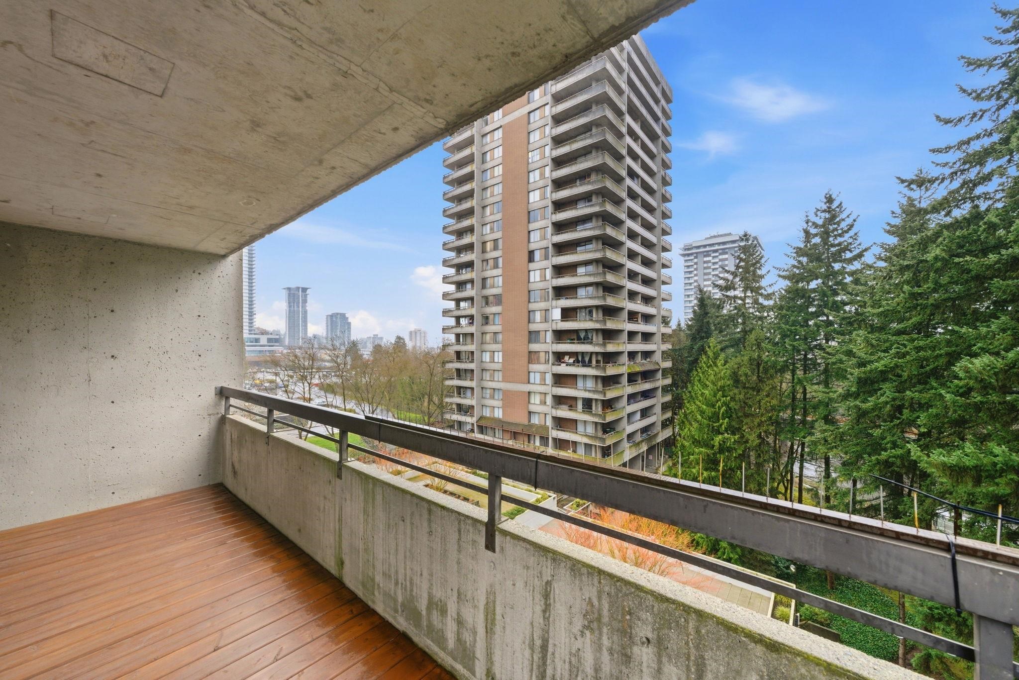 503 3755 BARTLETT COURT Unit: 503