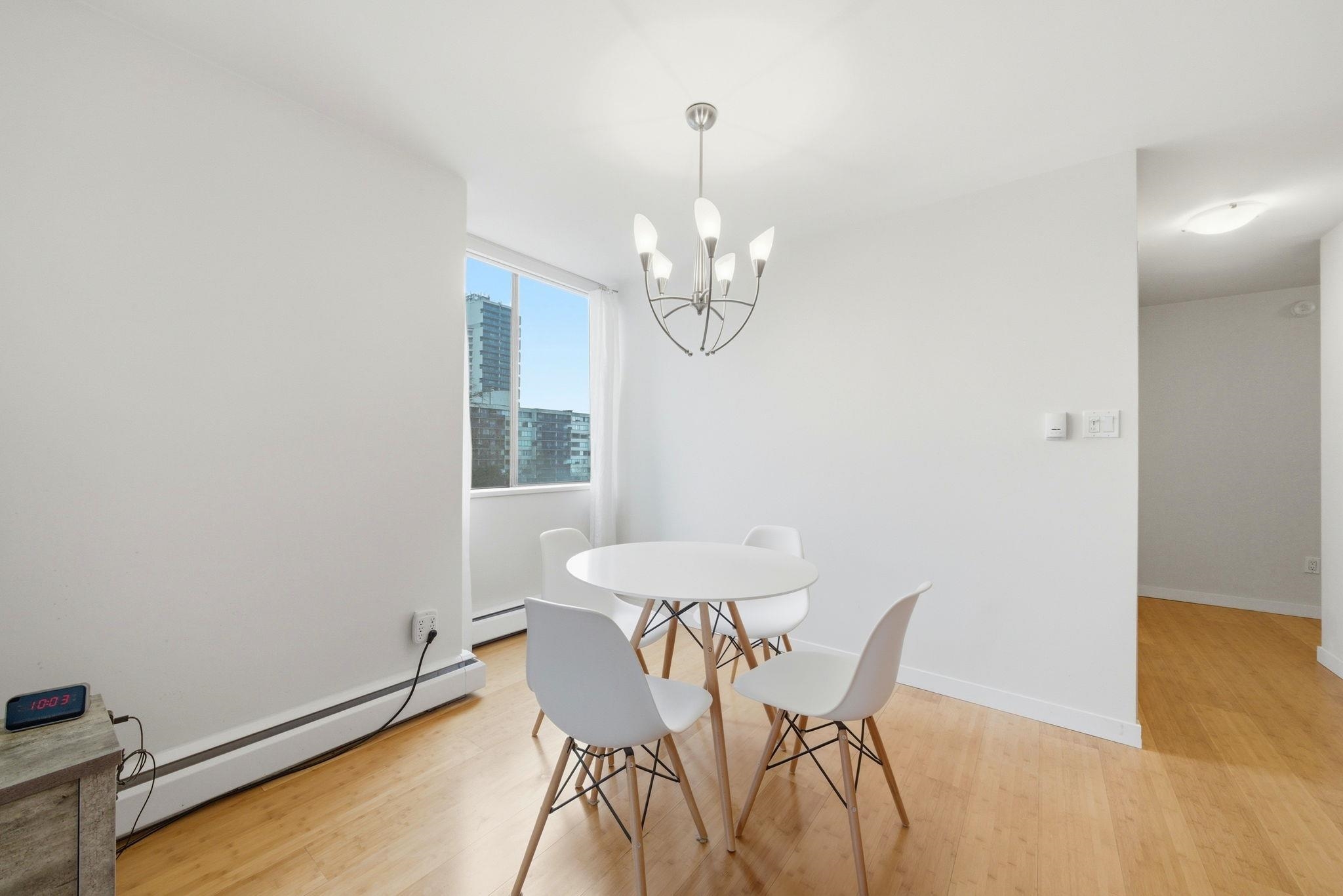 503 3755 BARTLETT COURT Unit: 503