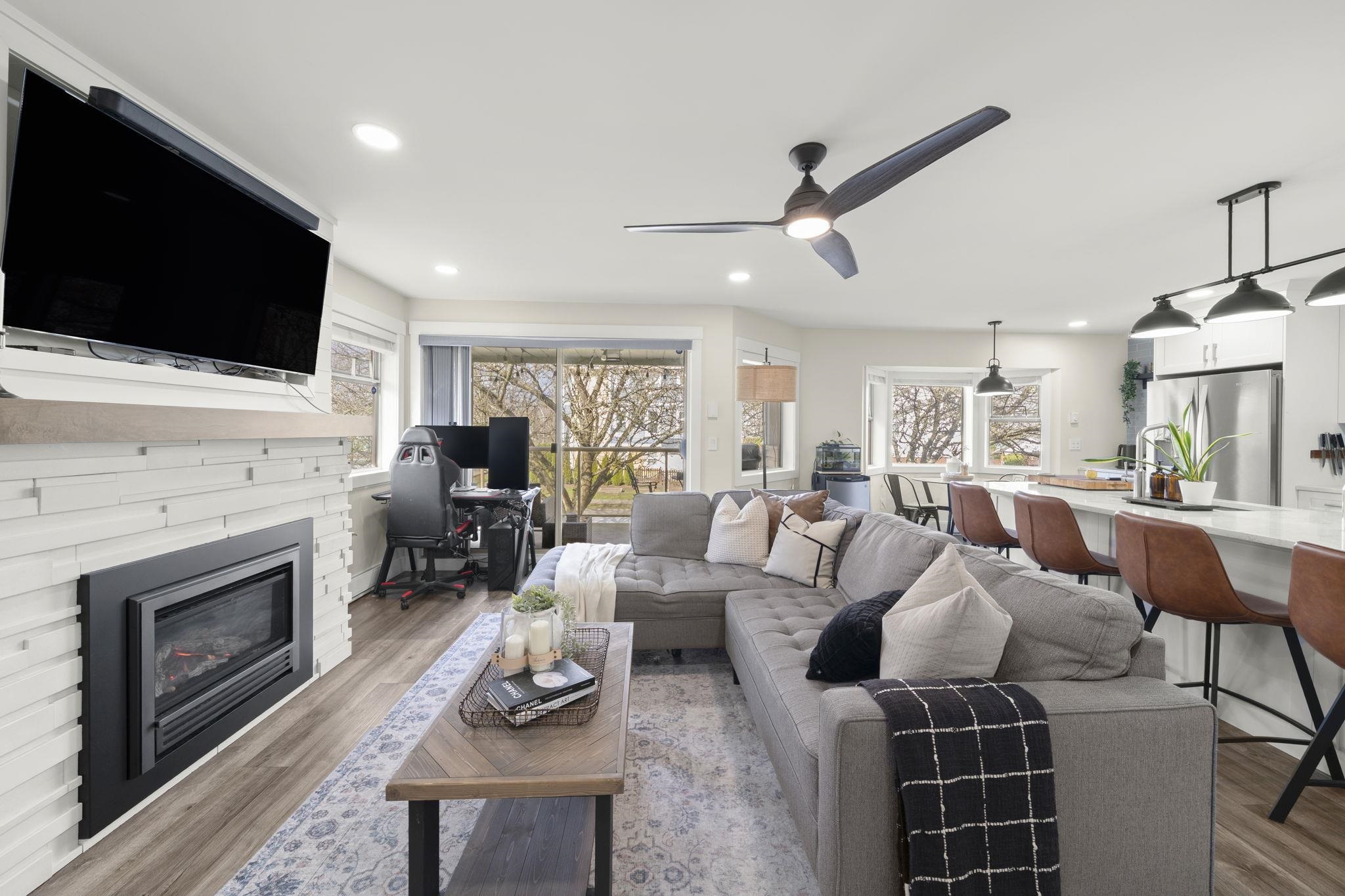 201 5464 201A STREET Unit: 201