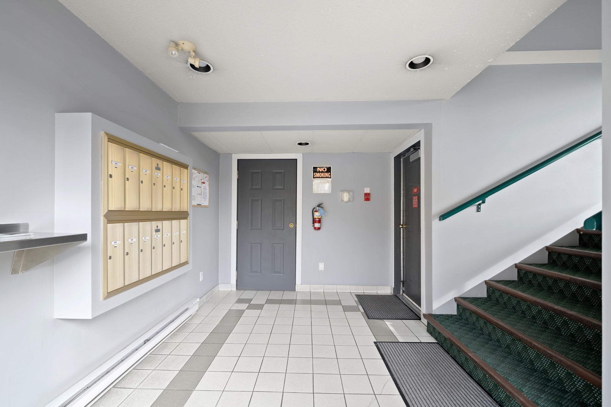 201 5464 201A STREET Unit: 201