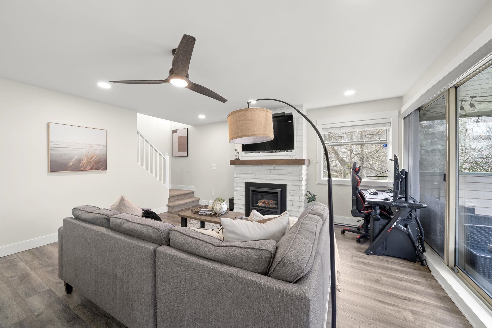 201 5464 201A STREET Unit: 201