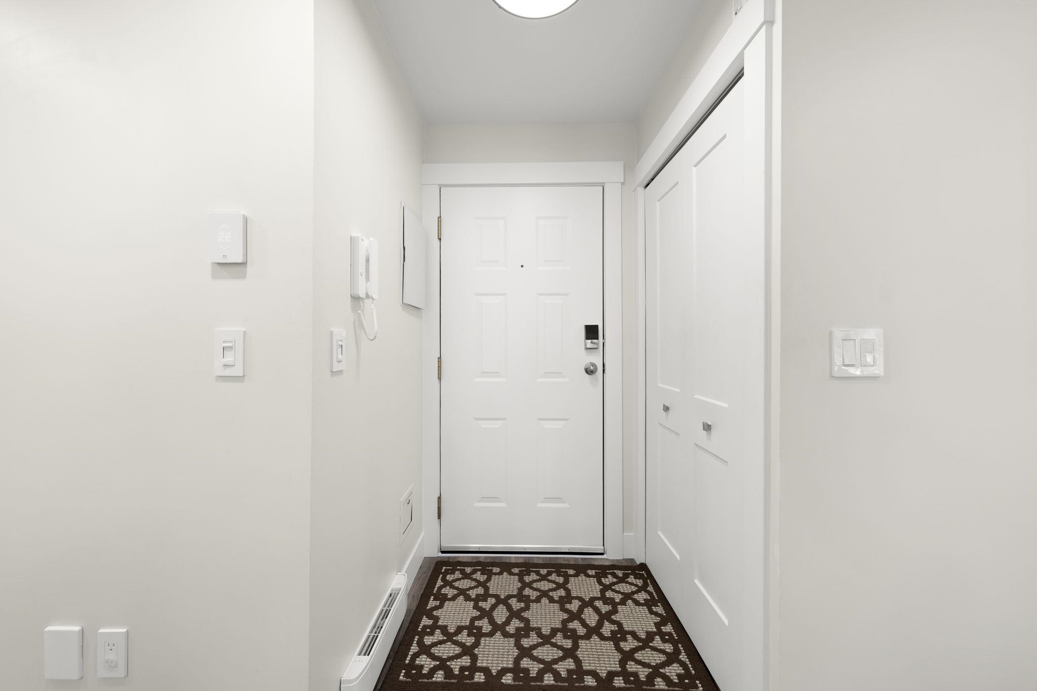 201 5464 201A STREET Unit: 201