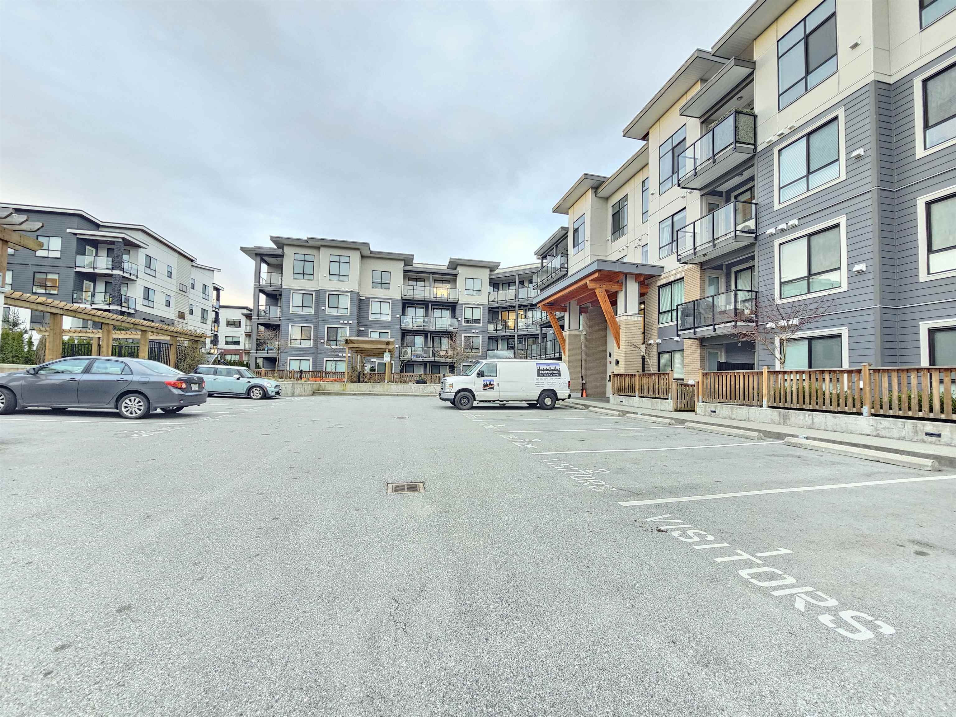115 20356 72B AVENUE Unit: 115