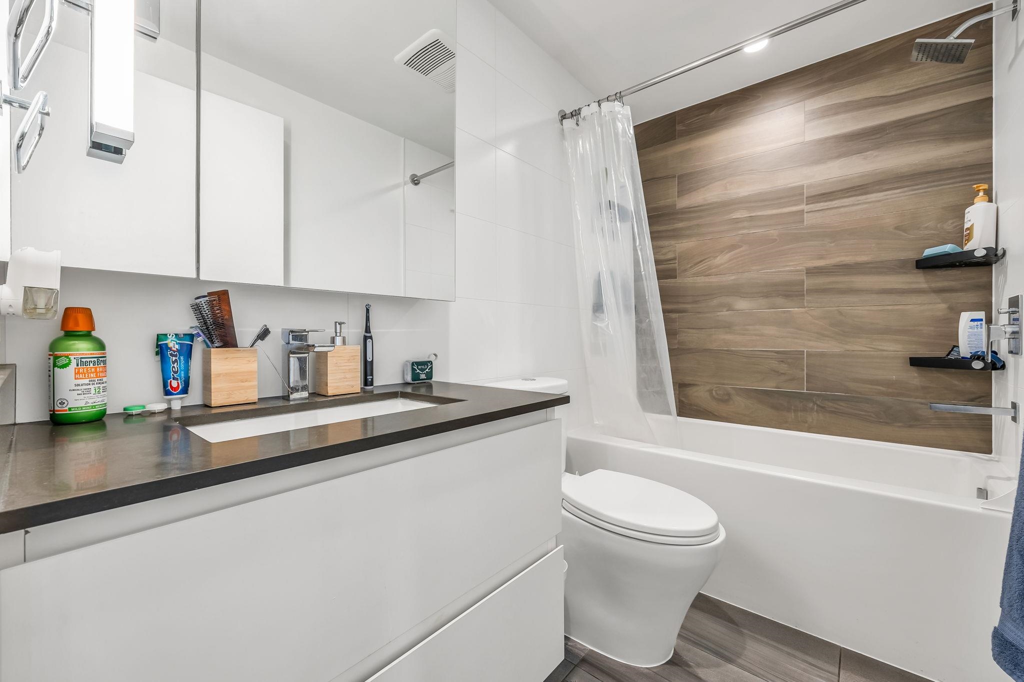 705 13615 FRASER HIGHWAY Unit: 705