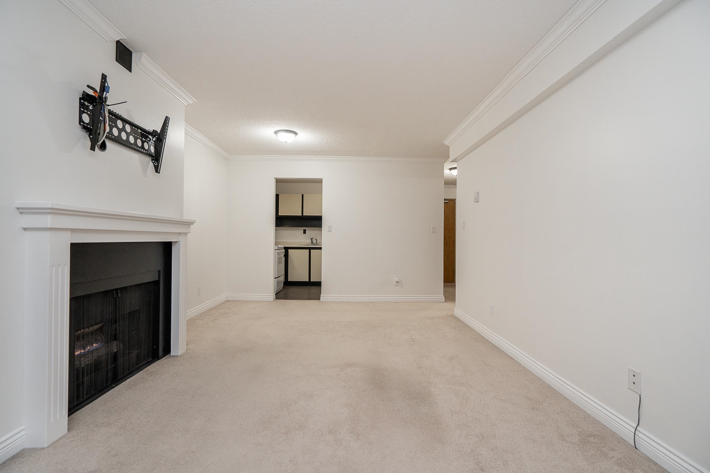 205 13364 102 AVENUE Unit: 205