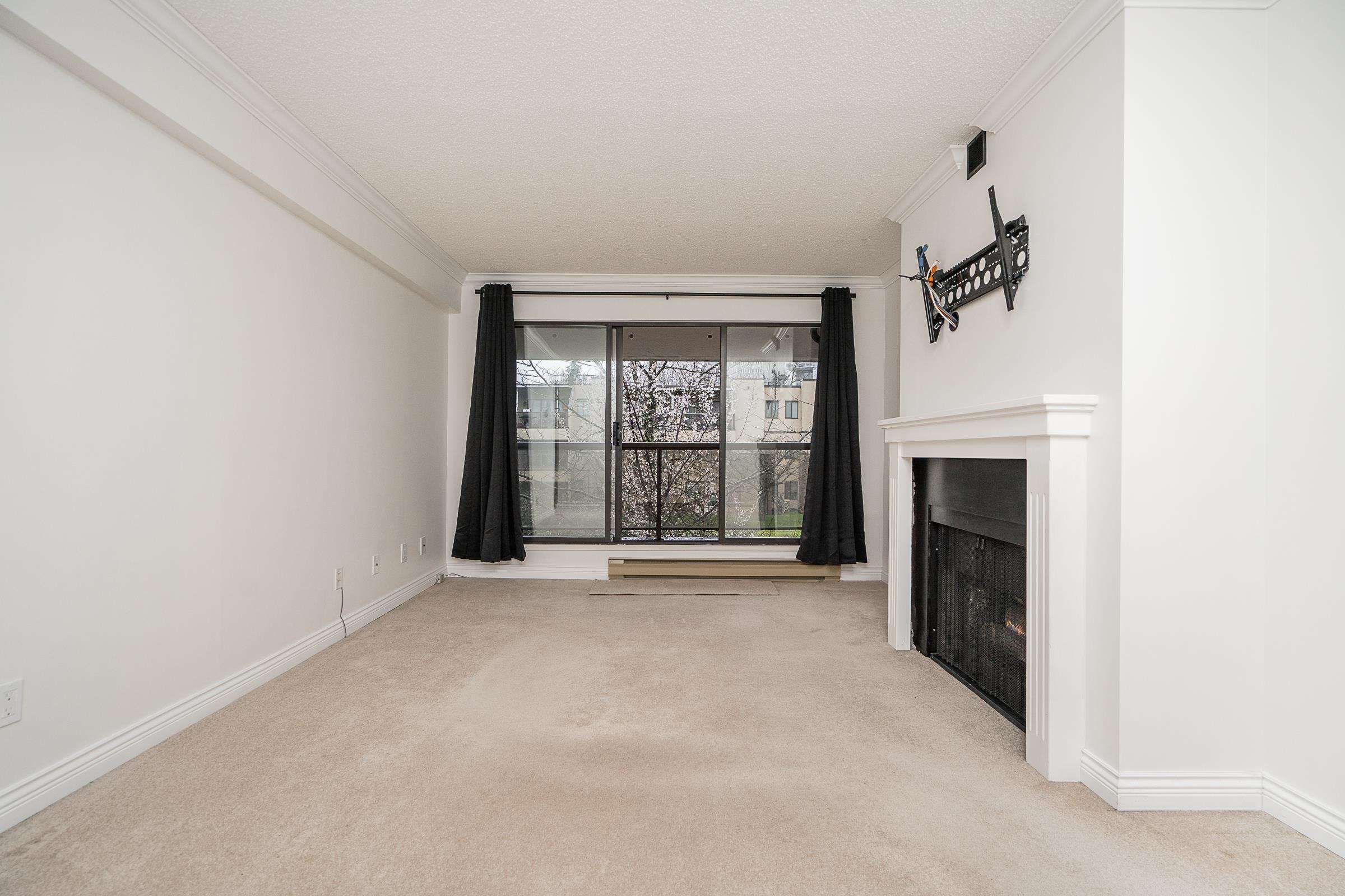205 13364 102 AVENUE Unit: 205