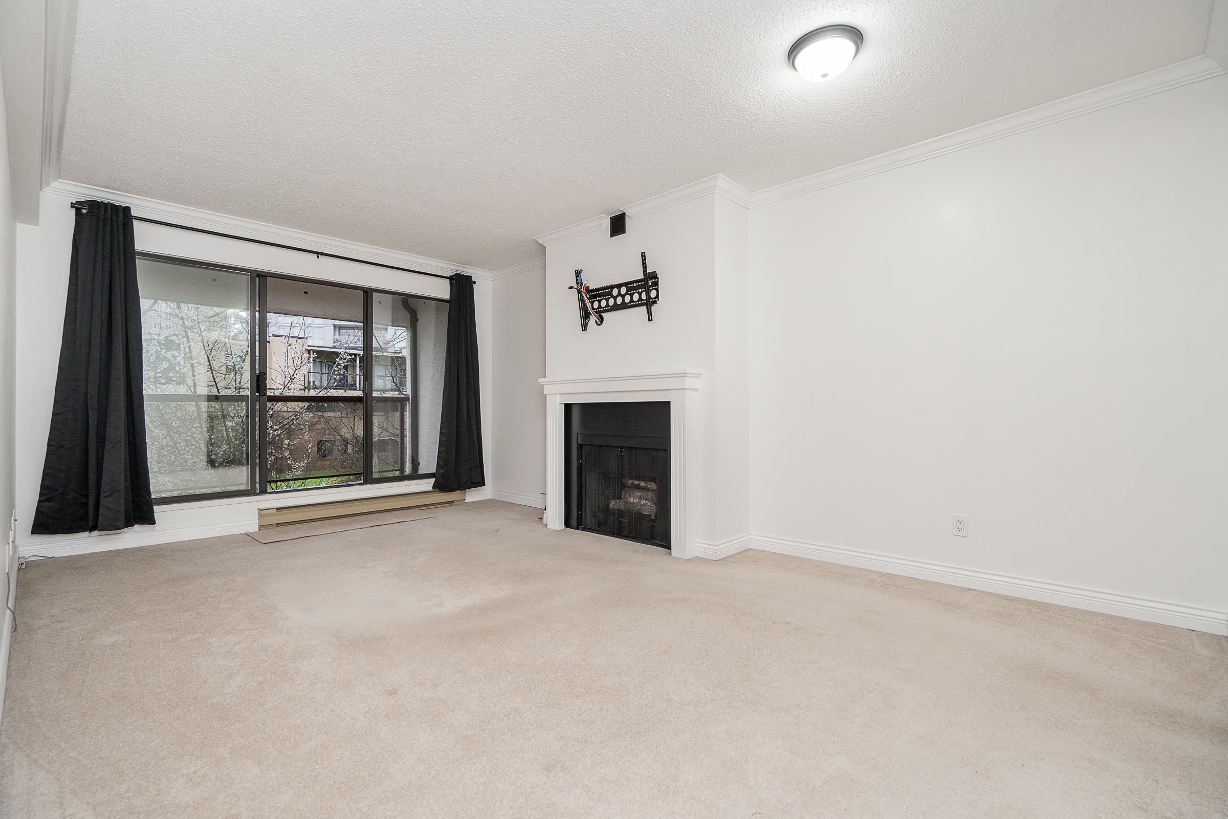 205 13364 102 AVENUE Unit: 205