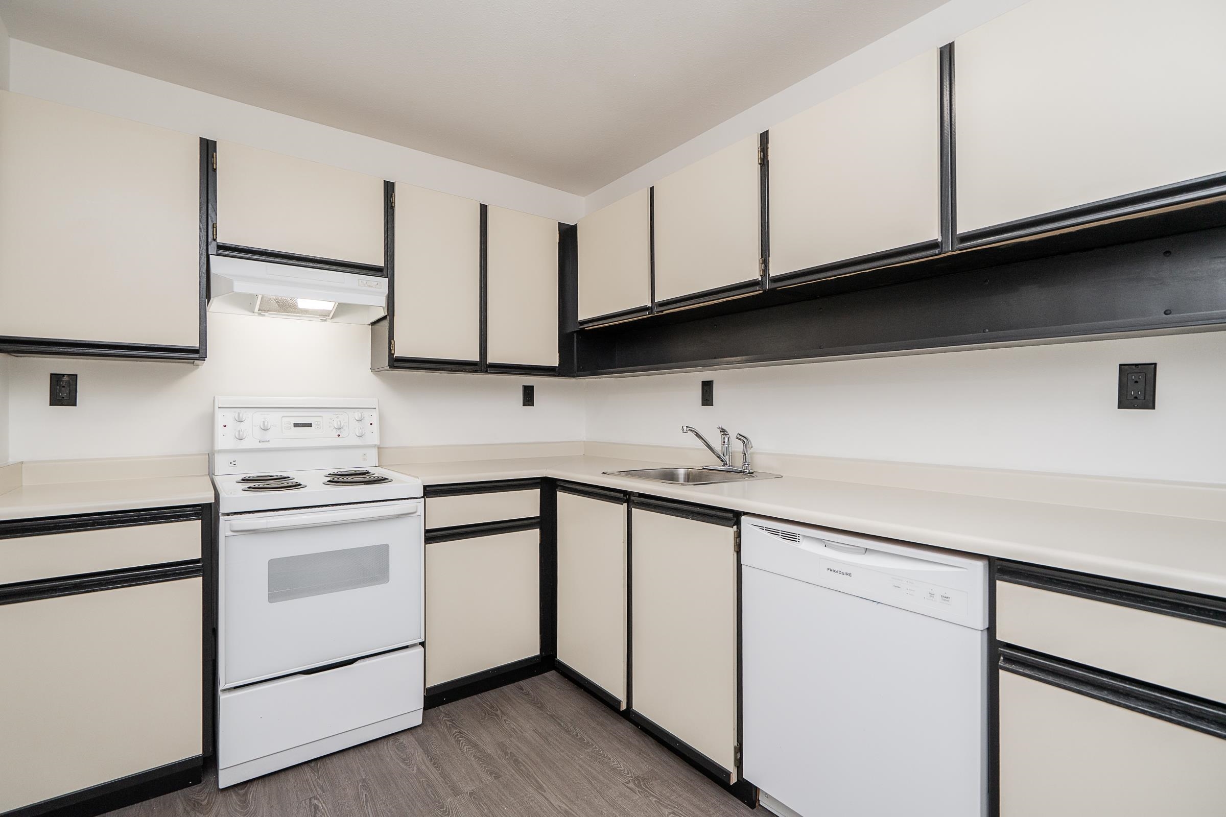 205 13364 102 AVENUE Unit: 205