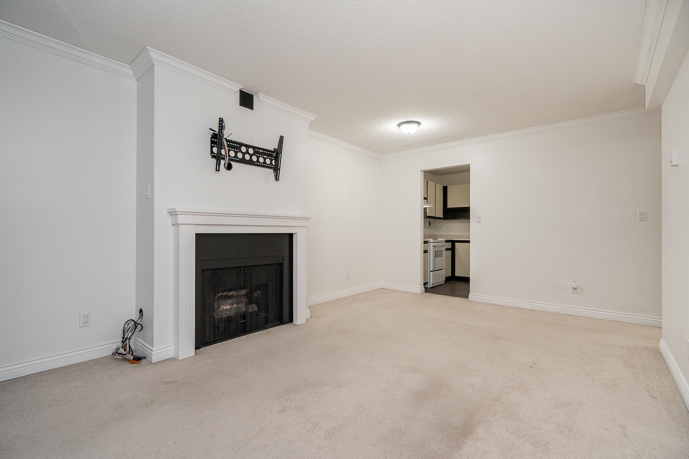 205 13364 102 AVENUE Unit: 205