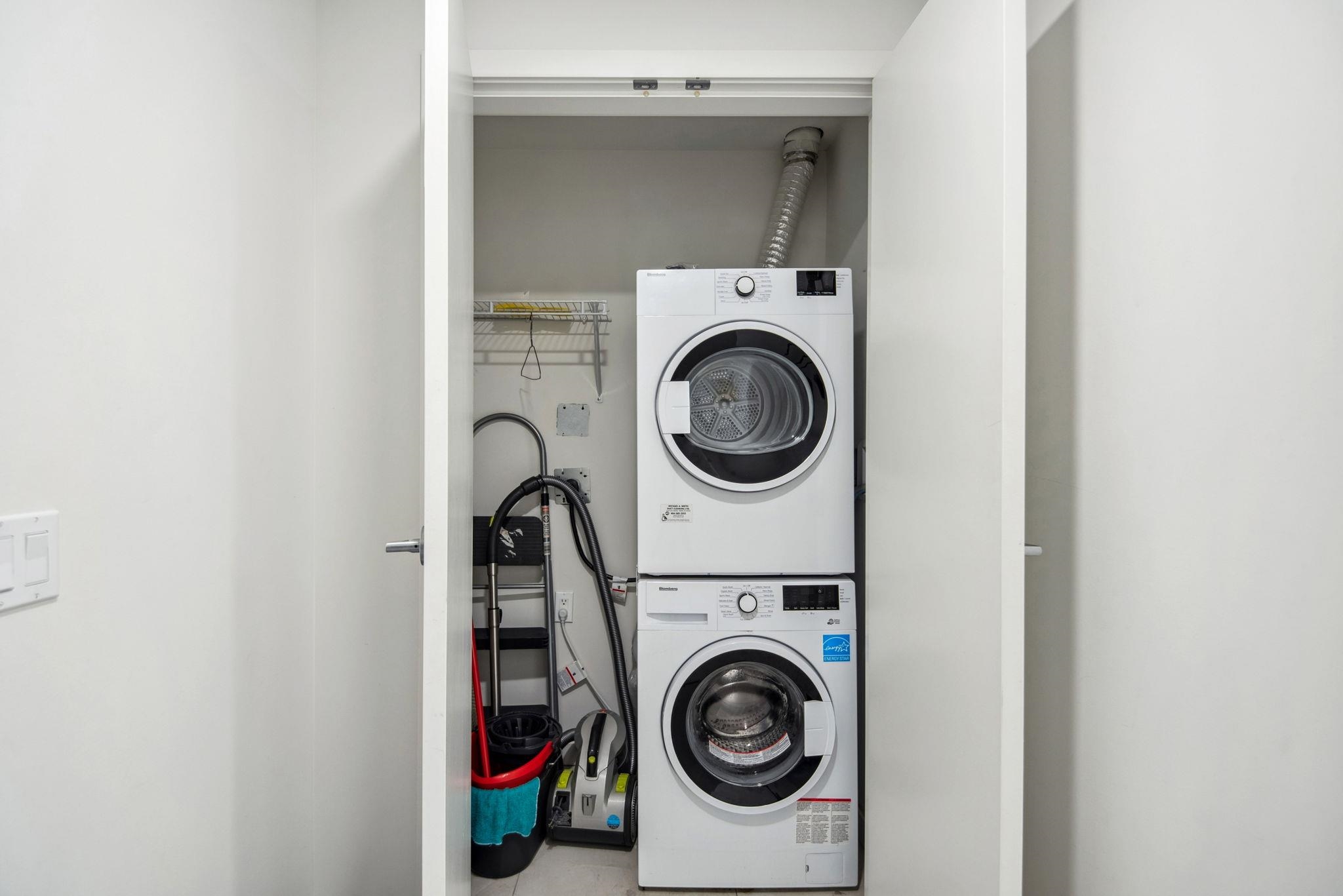 602 180 E 2ND AVENUE Unit: 602