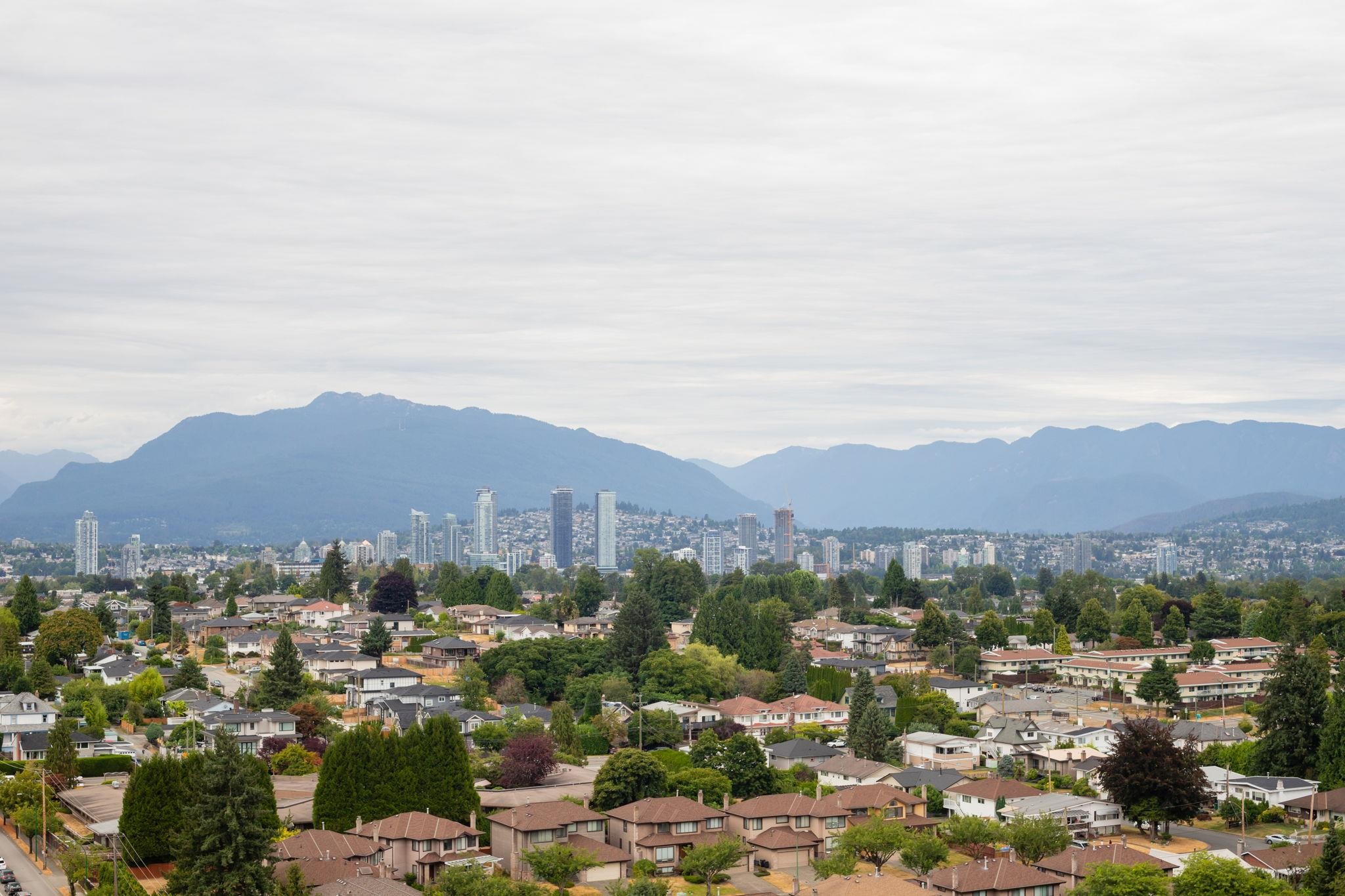 2902 5515 BOUNDARY ROAD Unit: 2902