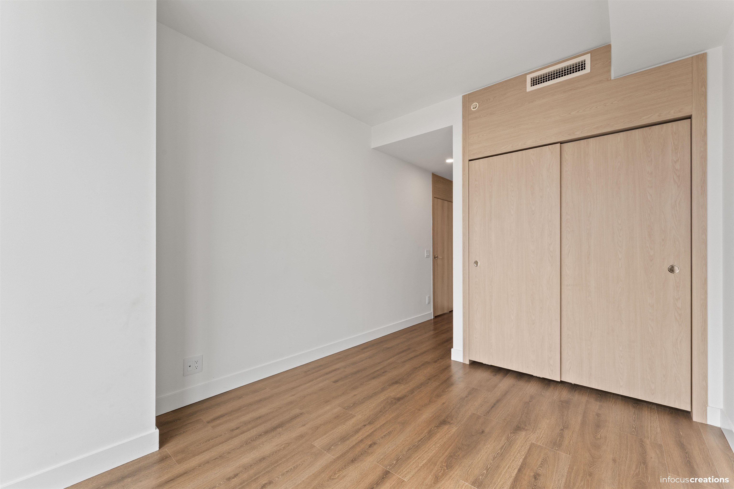 1205 10750 135A STREET Unit: 1205