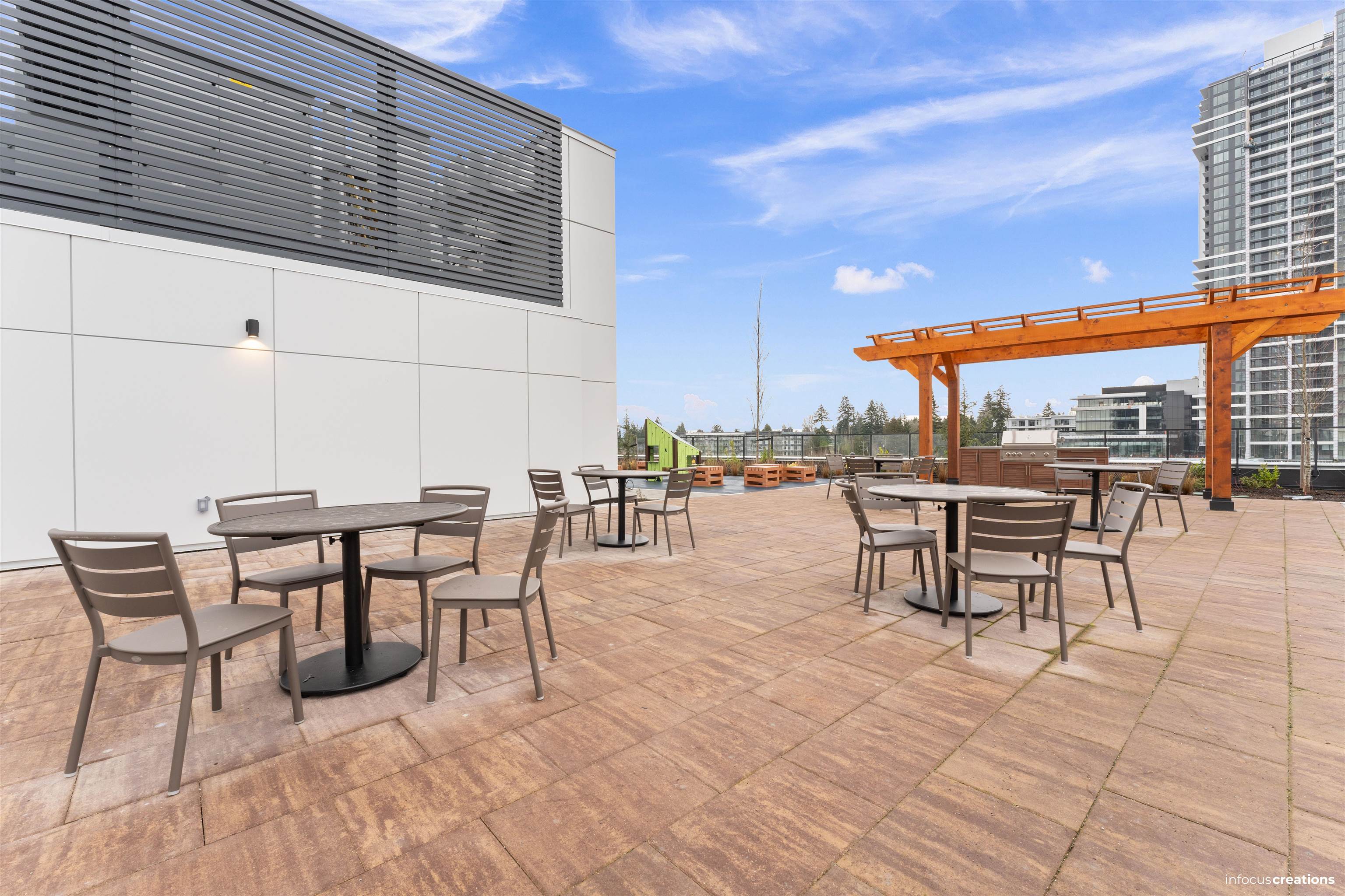 1205 10750 135A STREET Unit: 1205