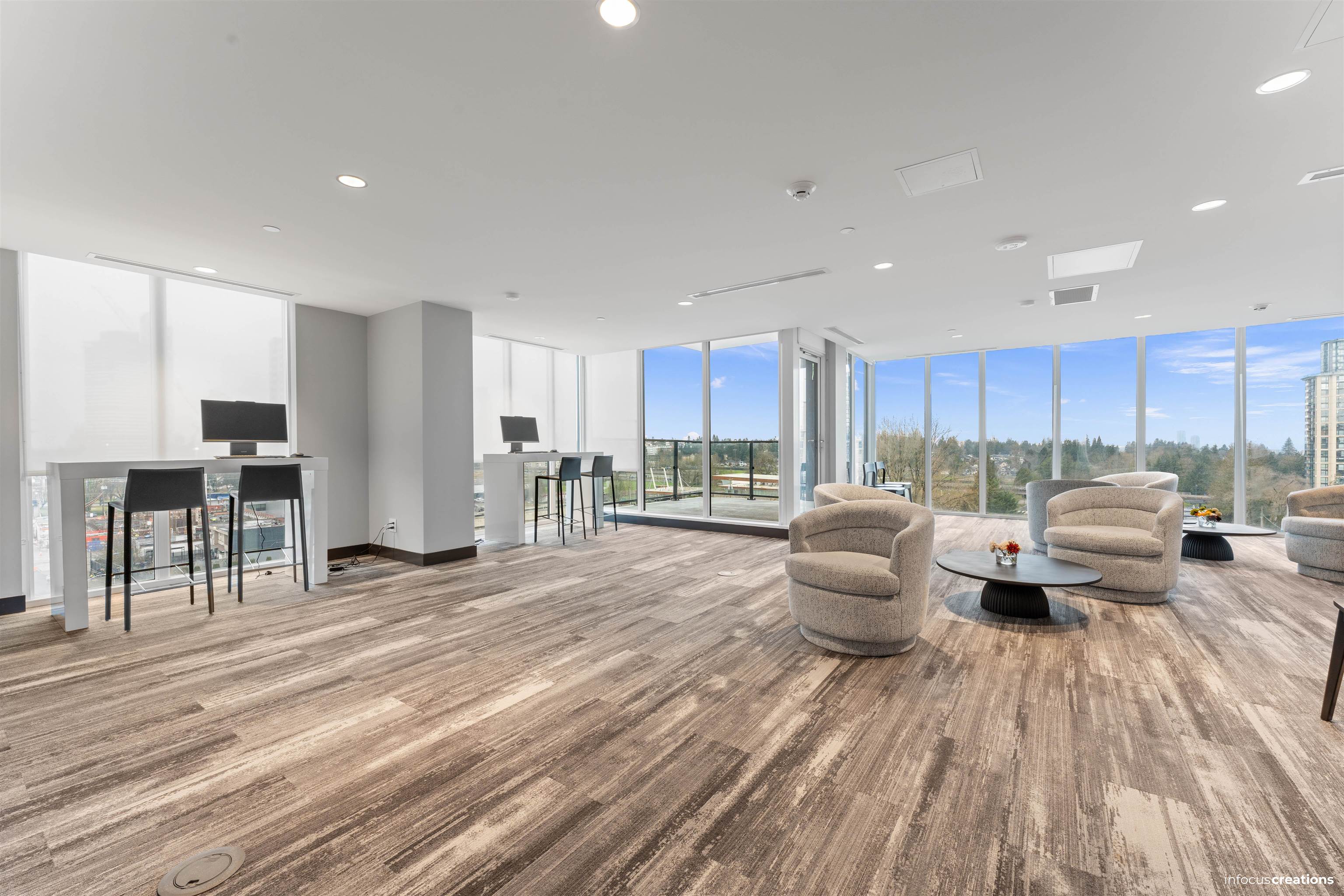 1205 10750 135A STREET Unit: 1205