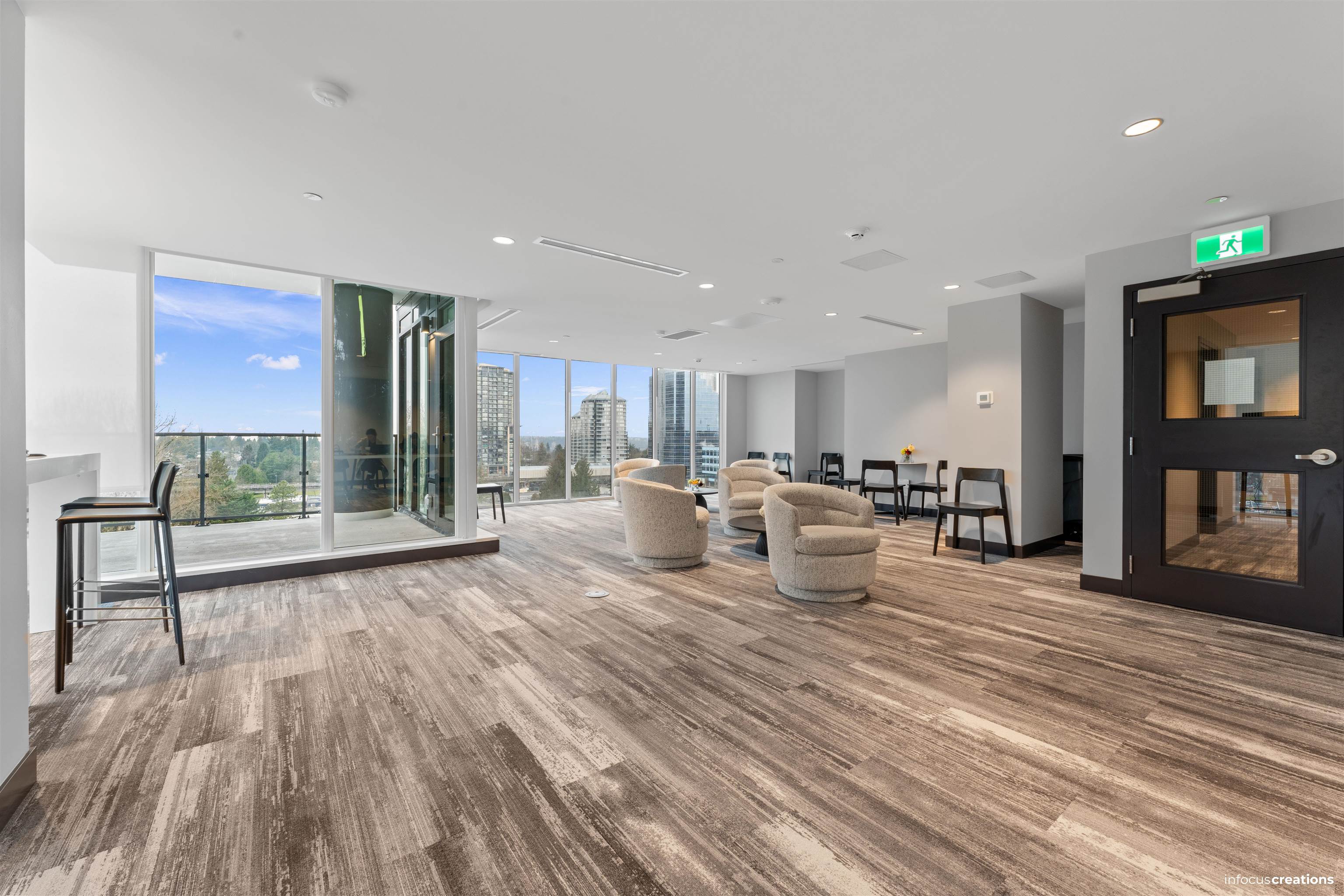 1205 10750 135A STREET Unit: 1205