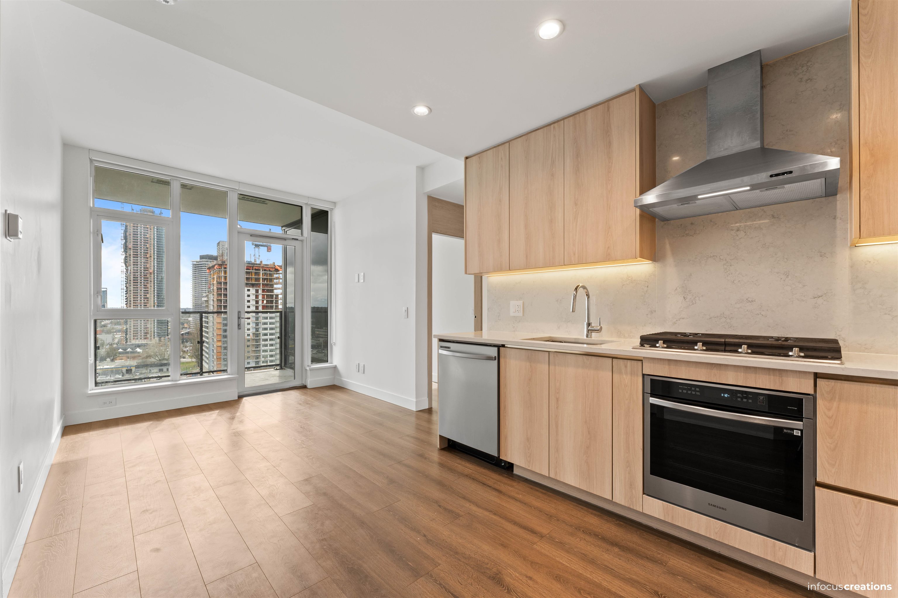 1205 10750 135A STREET Unit: 1205