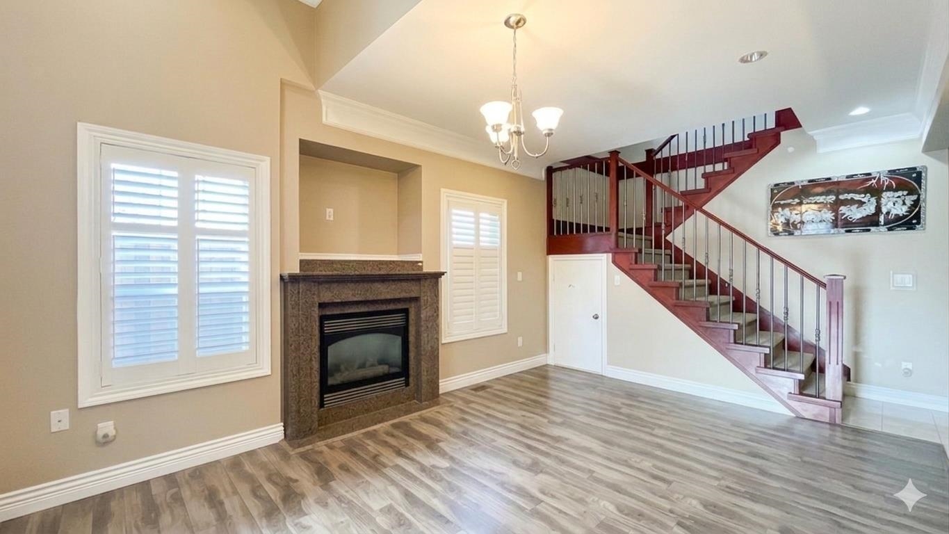 6916 CUNNINGHAM COURT