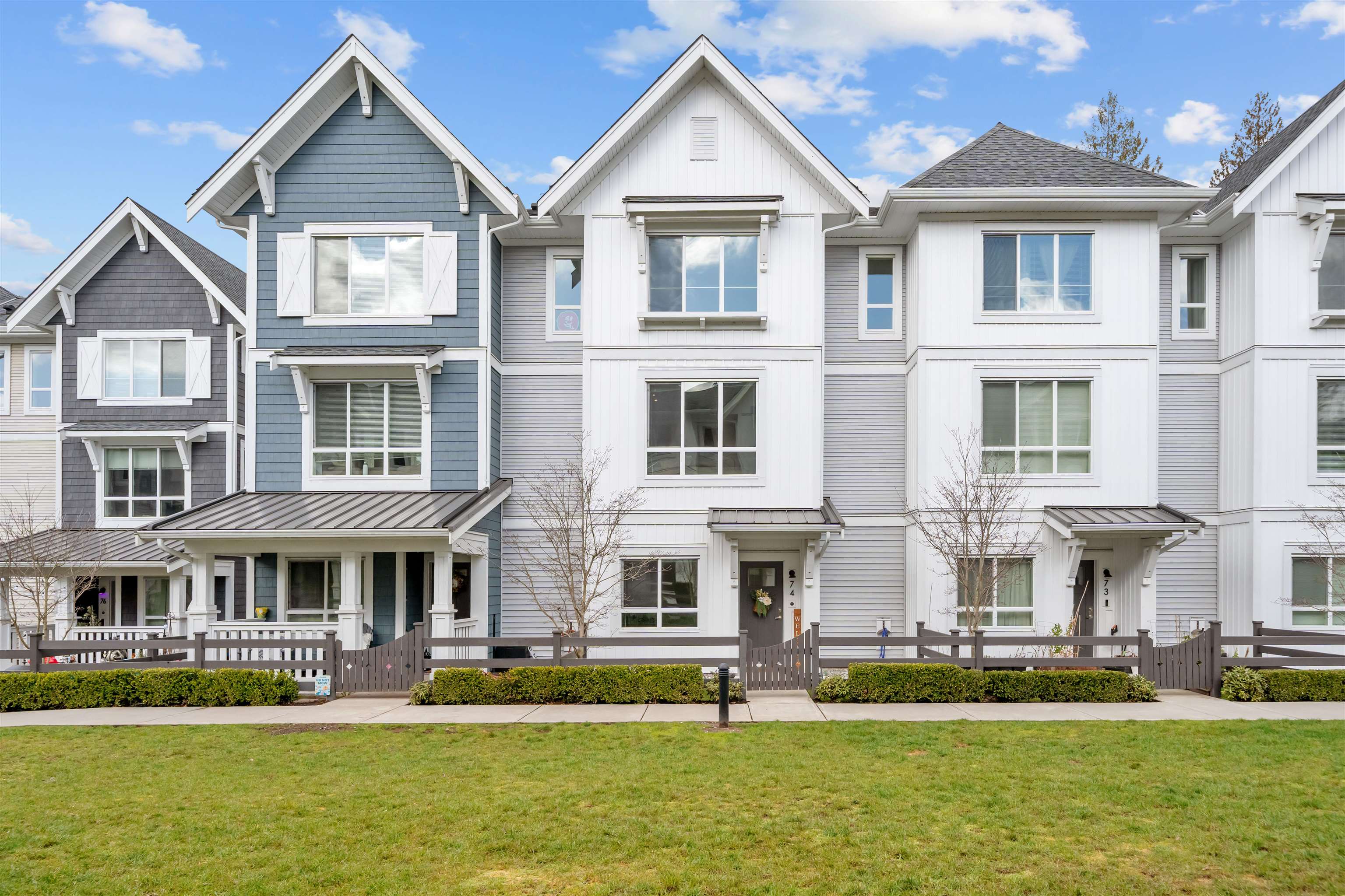 74 8335 NELSON STREET Unit: 74