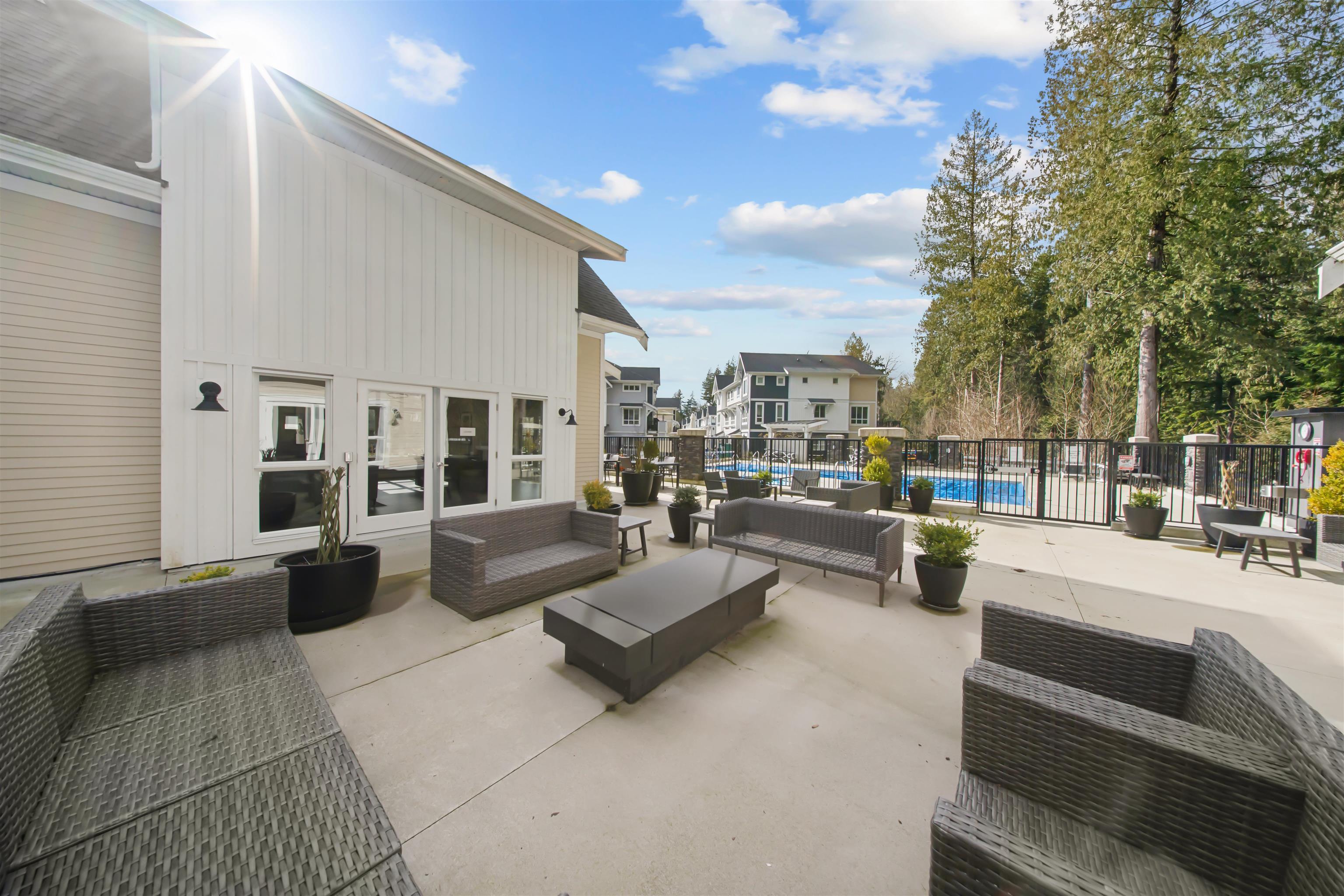 74 8335 NELSON STREET Unit: 74