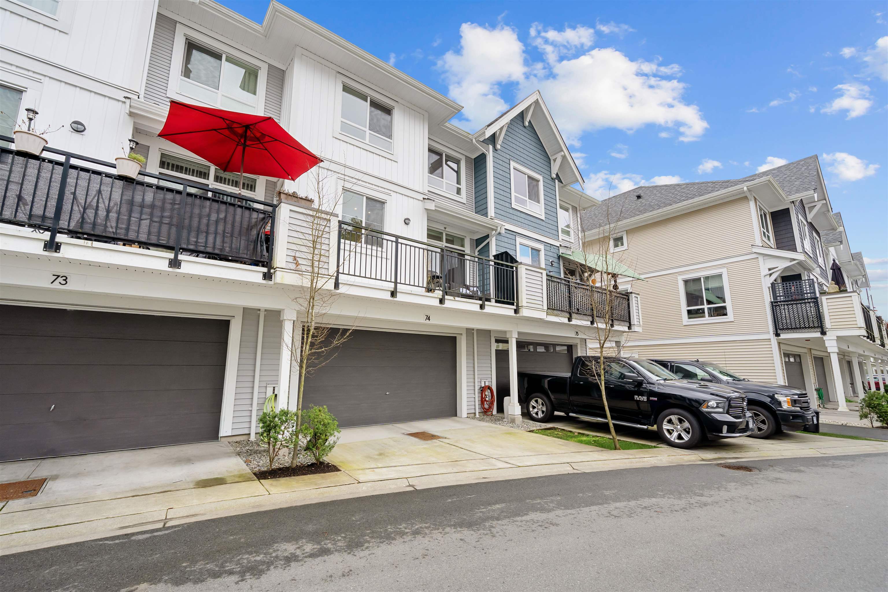 74 8335 NELSON STREET Unit: 74