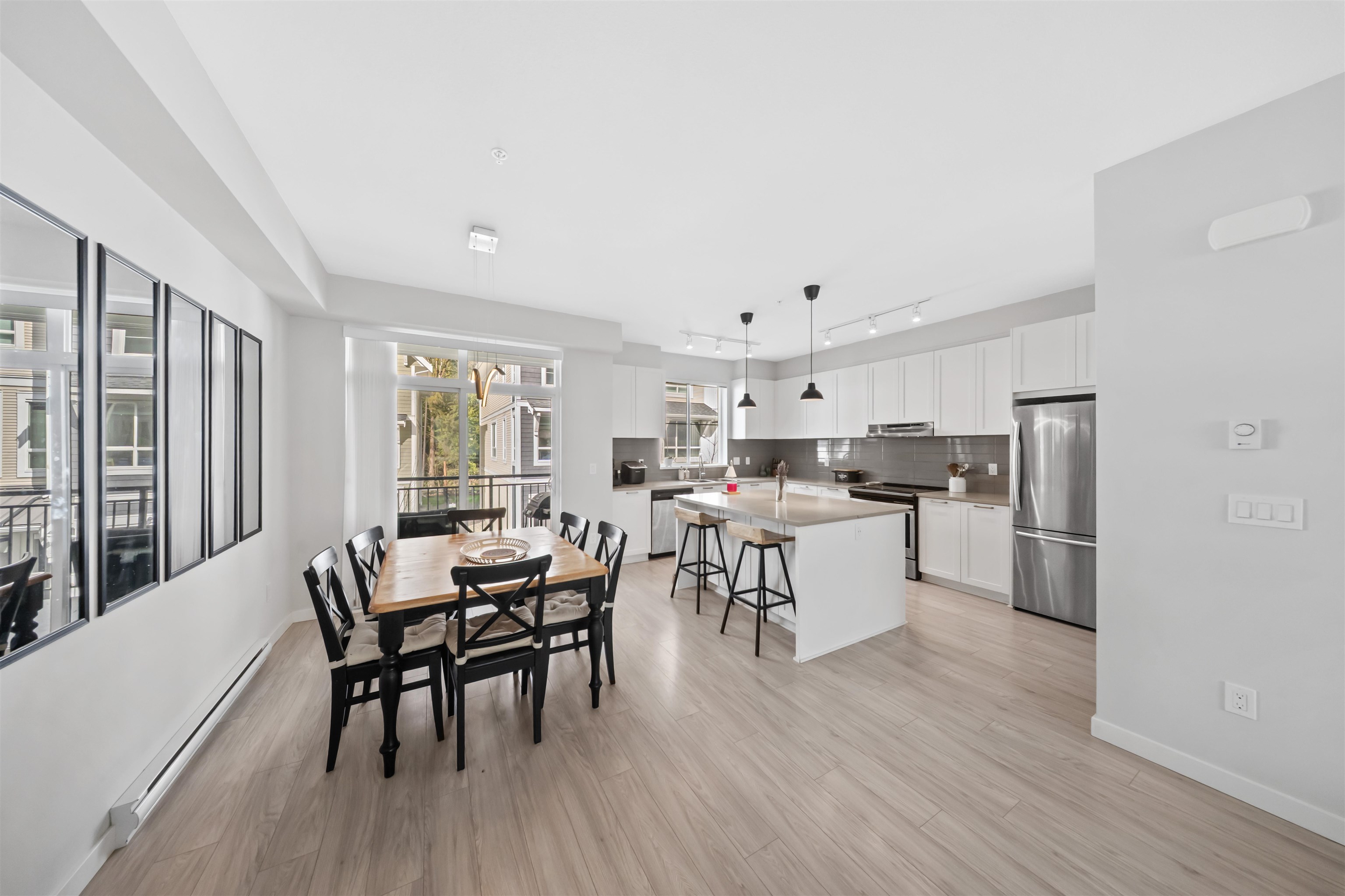 74 8335 NELSON STREET Unit: 74