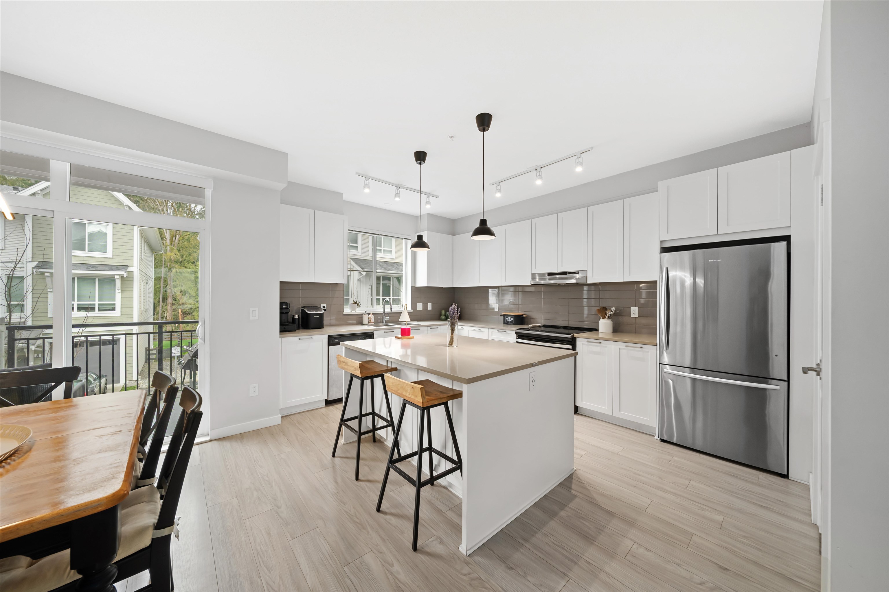 74 8335 NELSON STREET Unit: 74