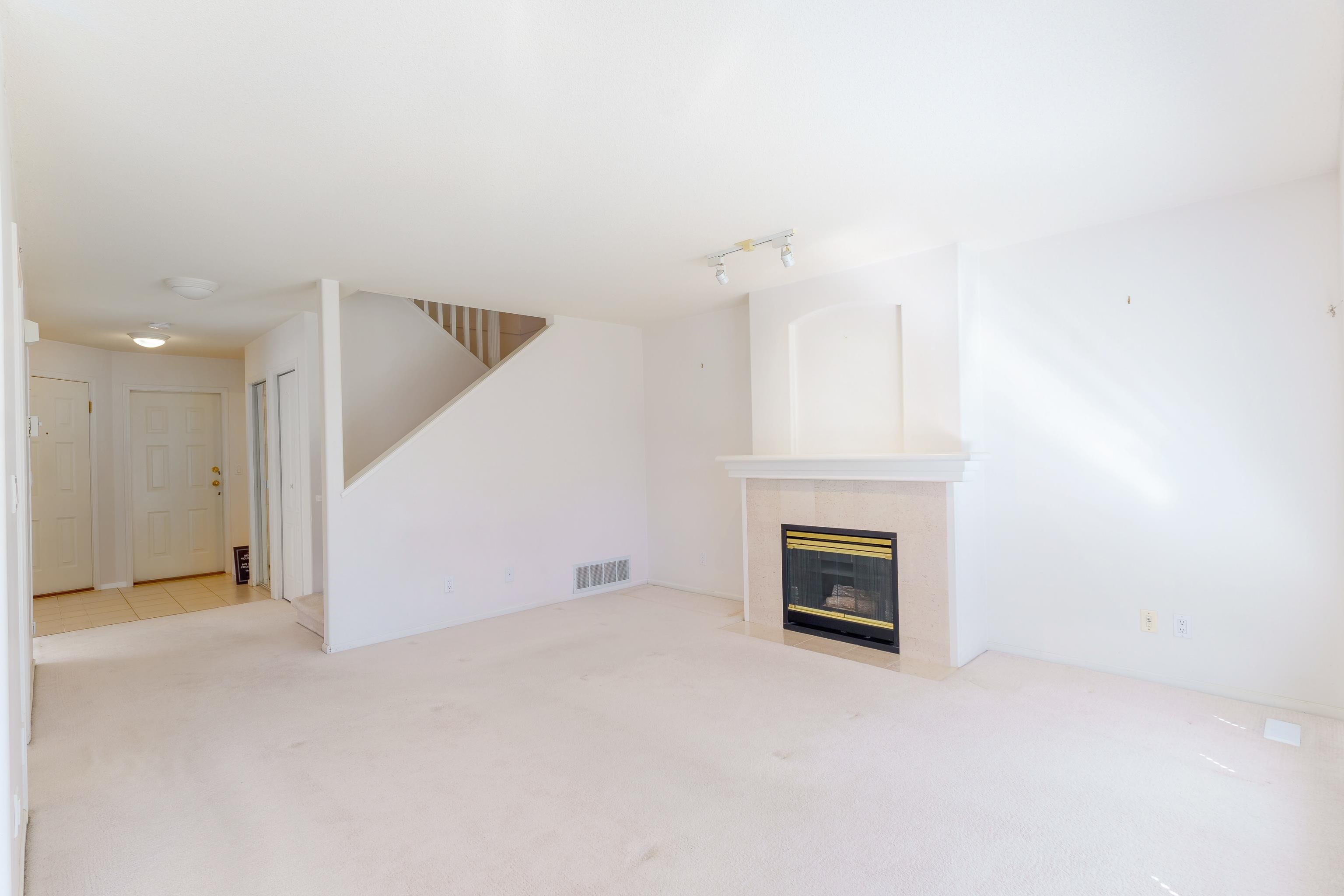 67 11737 236 STREET STREET Unit: 67