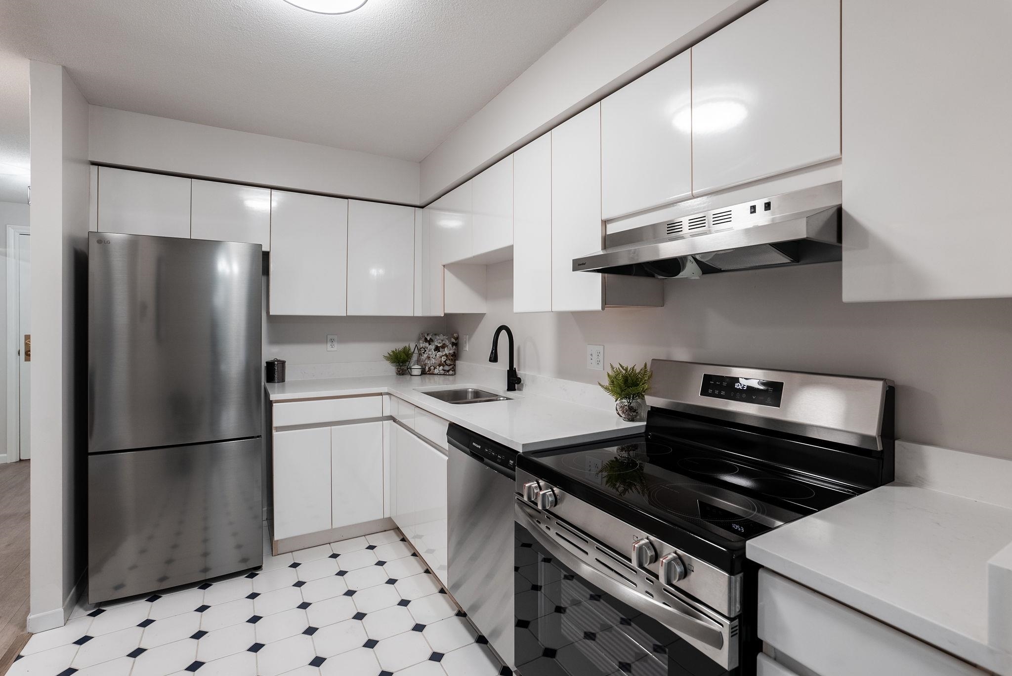 509 1327 E KEITH ROAD Unit: 509