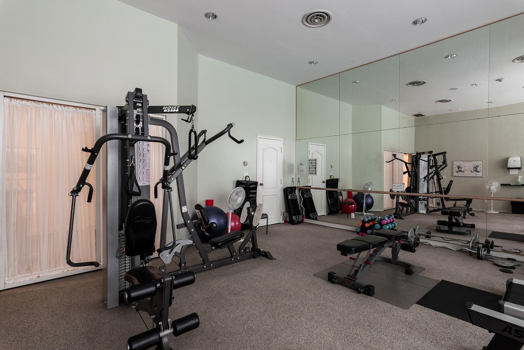 509 1327 E KEITH ROAD Unit: 509