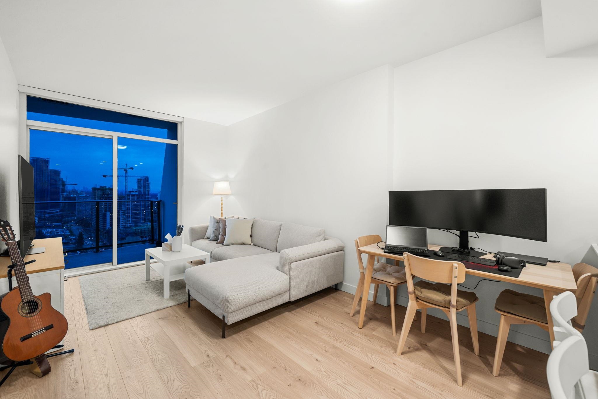 2607 2181 MADISON AVENUE Unit: 2607