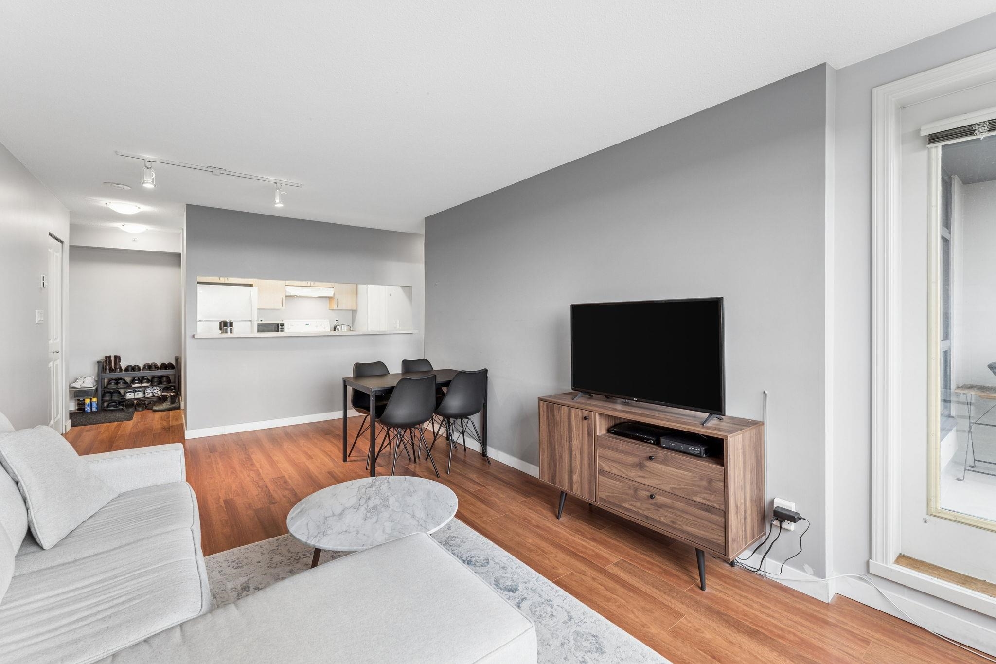 901 3520 CROWLEY DRIVE Unit: 901