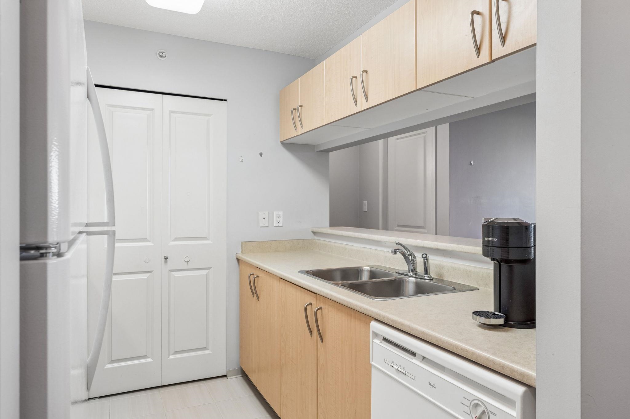 901 3520 CROWLEY DRIVE Unit: 901