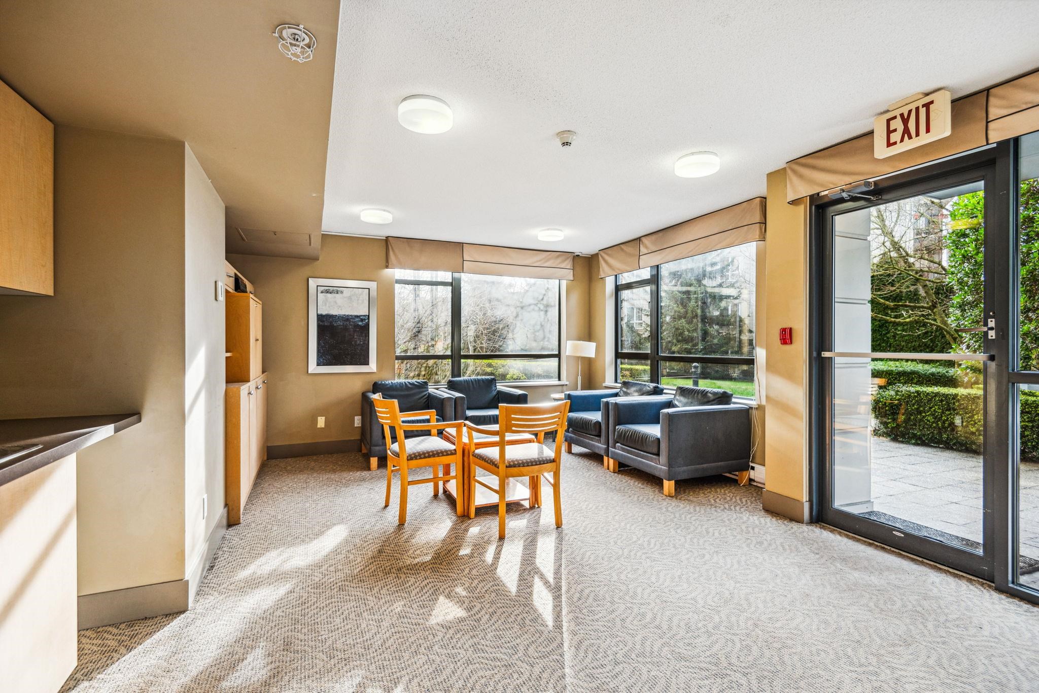 901 3520 CROWLEY DRIVE Unit: 901