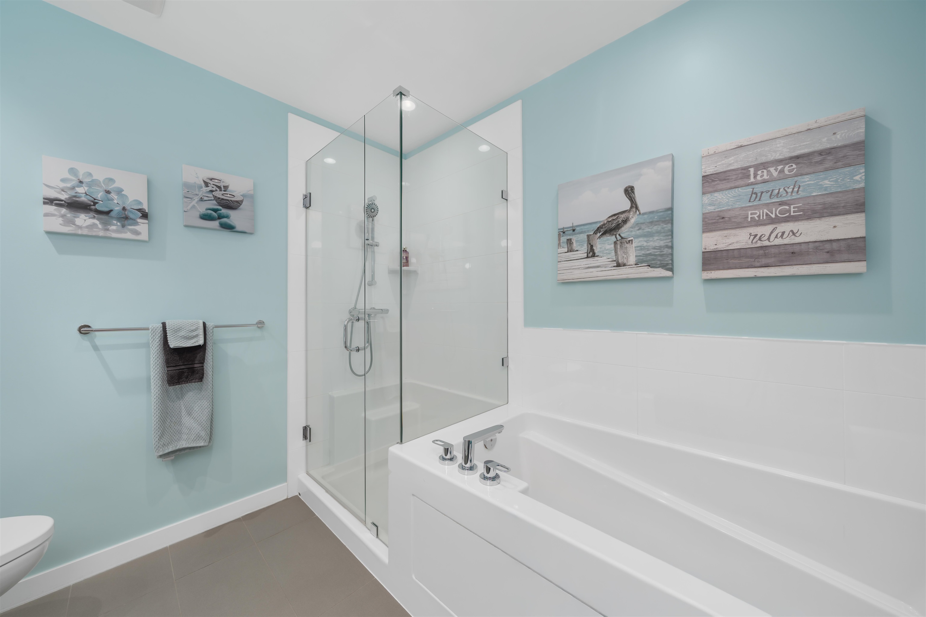 2903 3093 WINDSOR GATE Unit: 2903