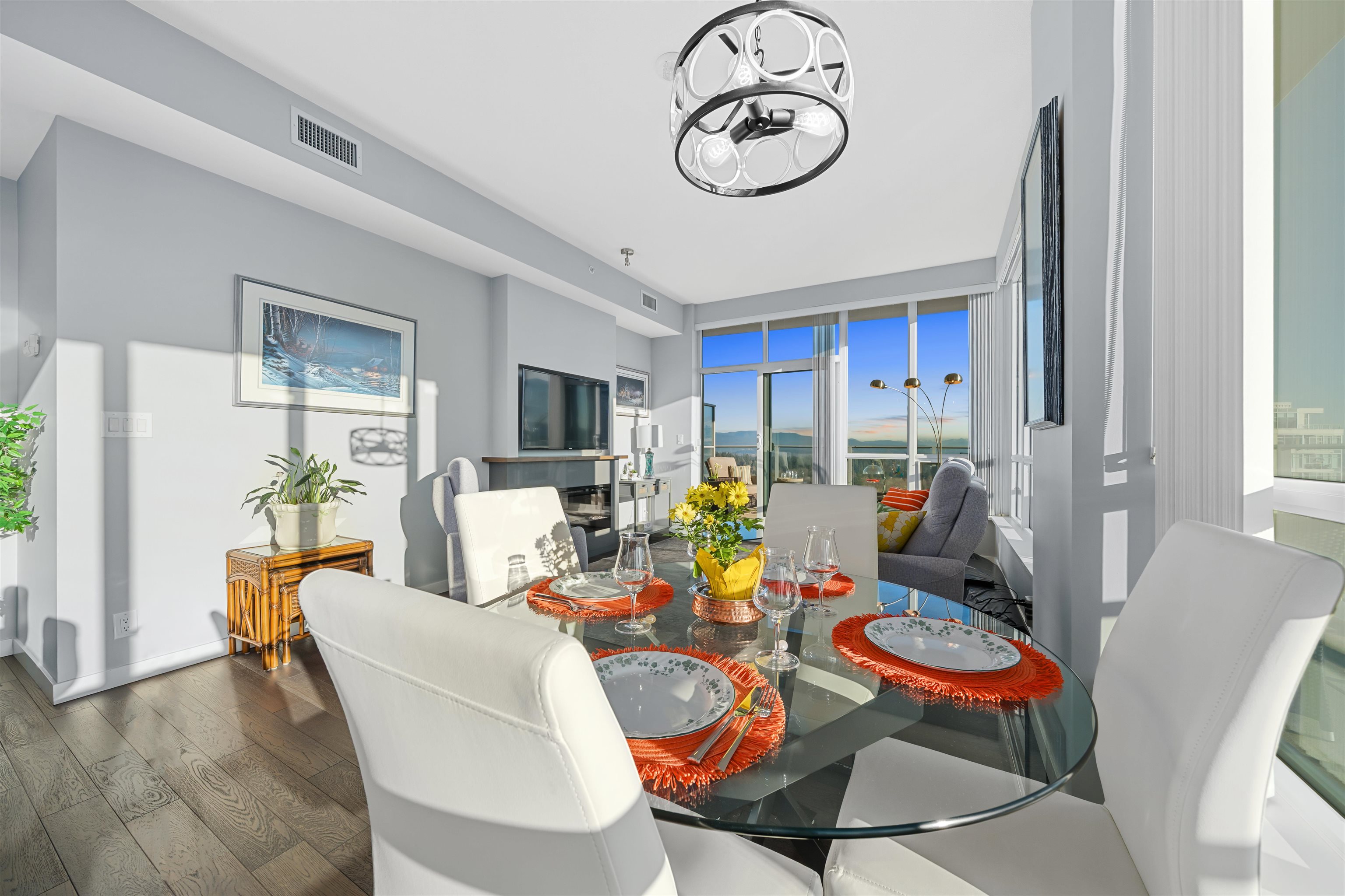 2903 3093 WINDSOR GATE Unit: 2903