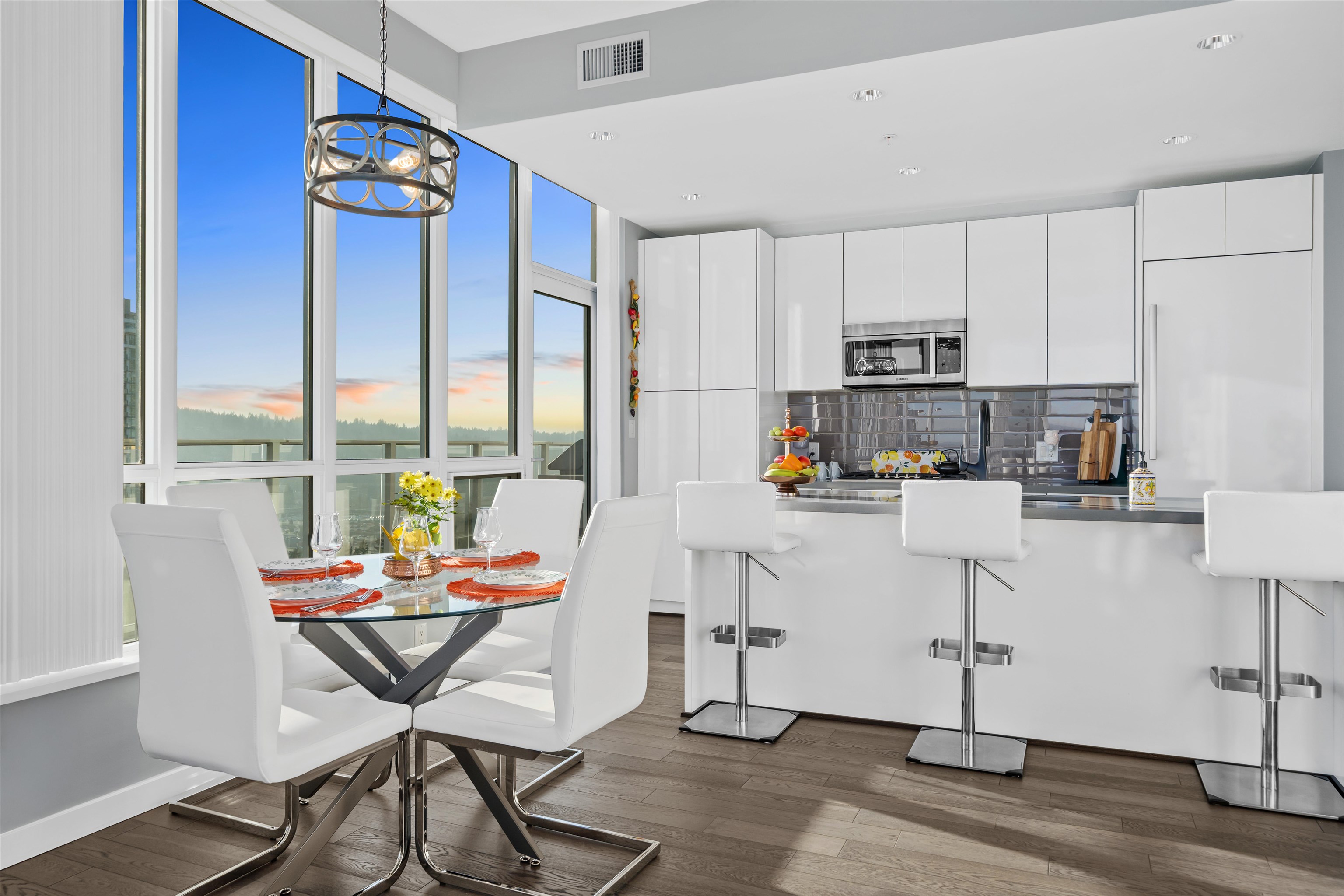 2903 3093 WINDSOR GATE Unit: 2903