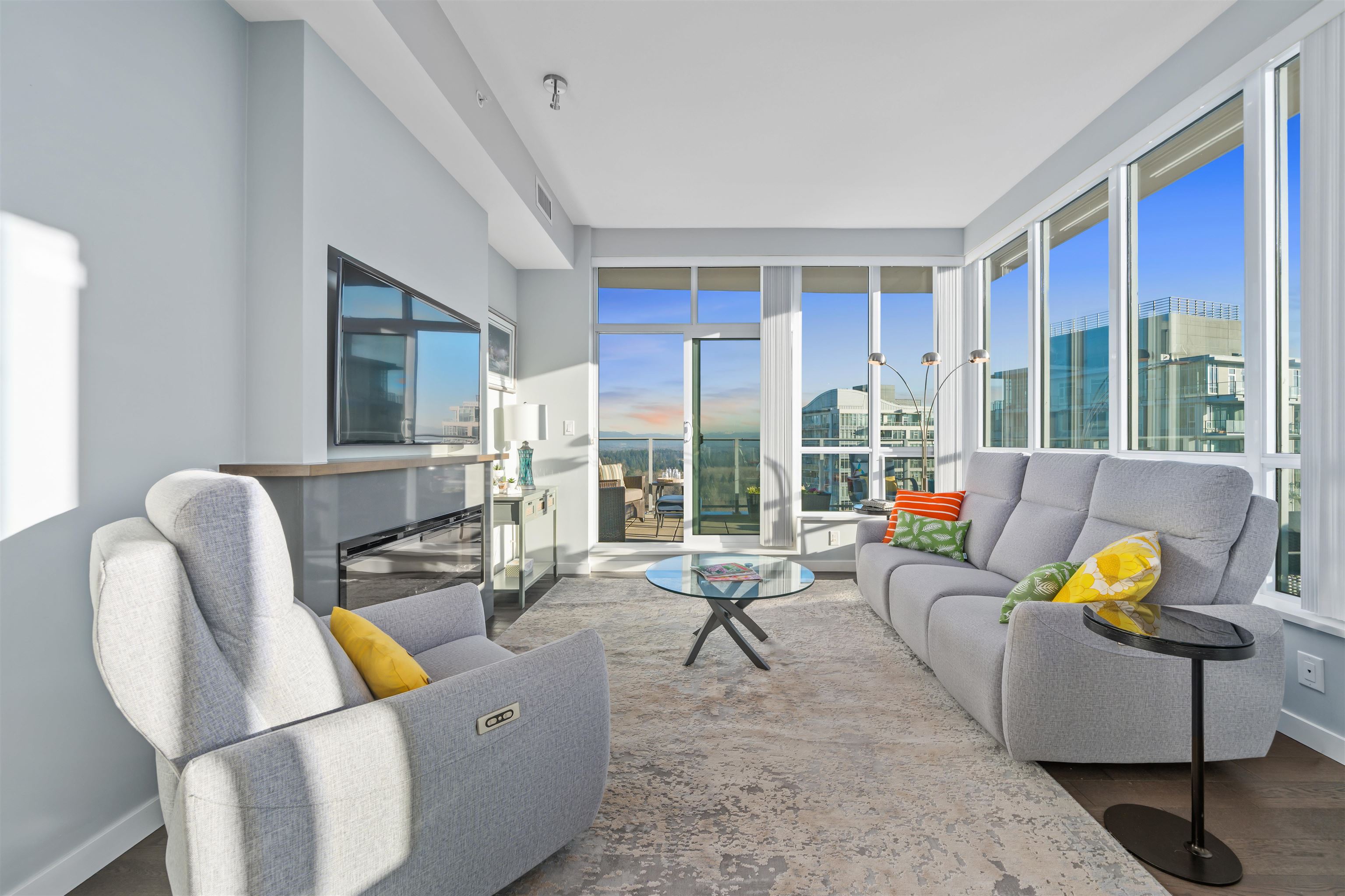 2903 3093 WINDSOR GATE Unit: 2903