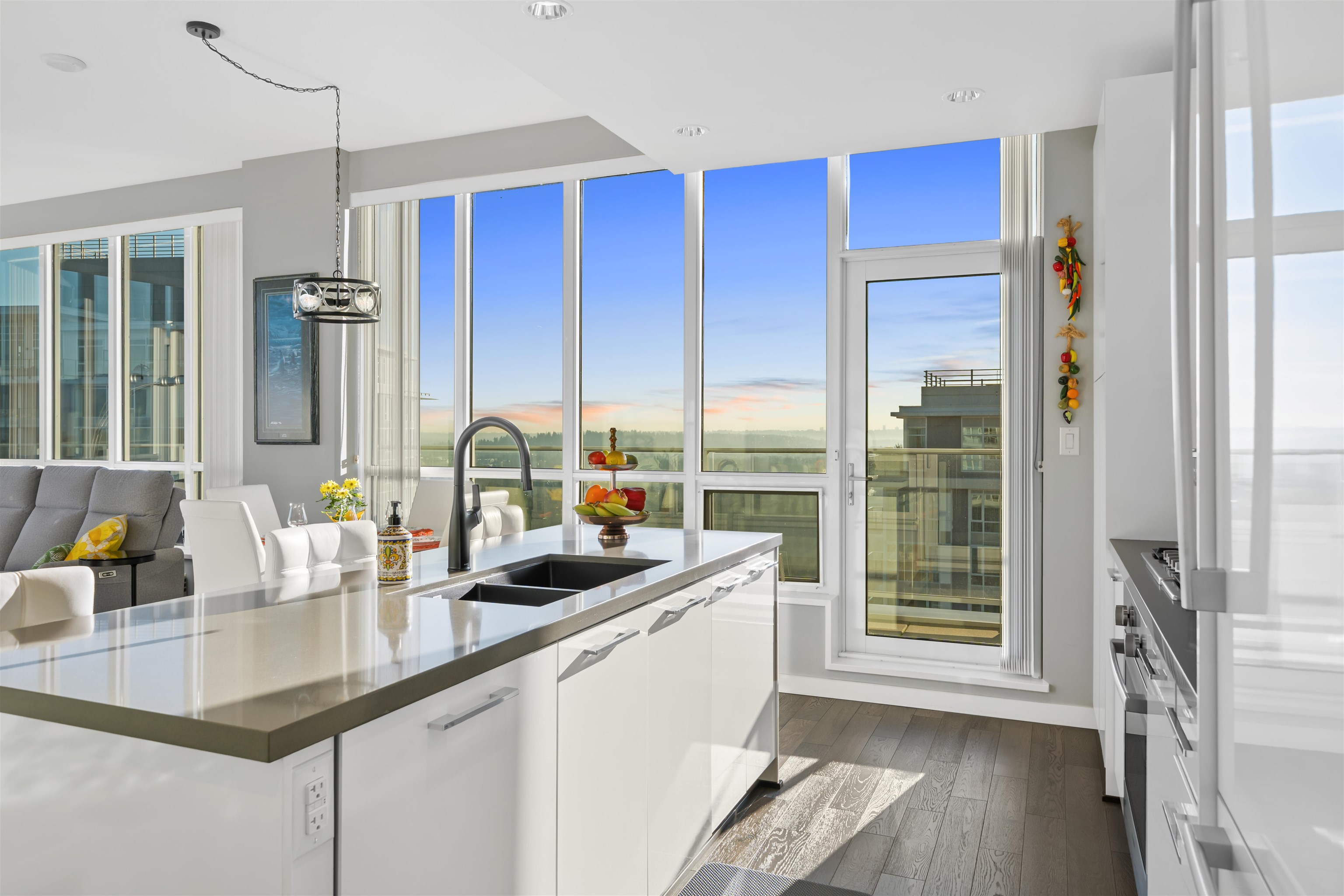 2903 3093 WINDSOR GATE Unit: 2903