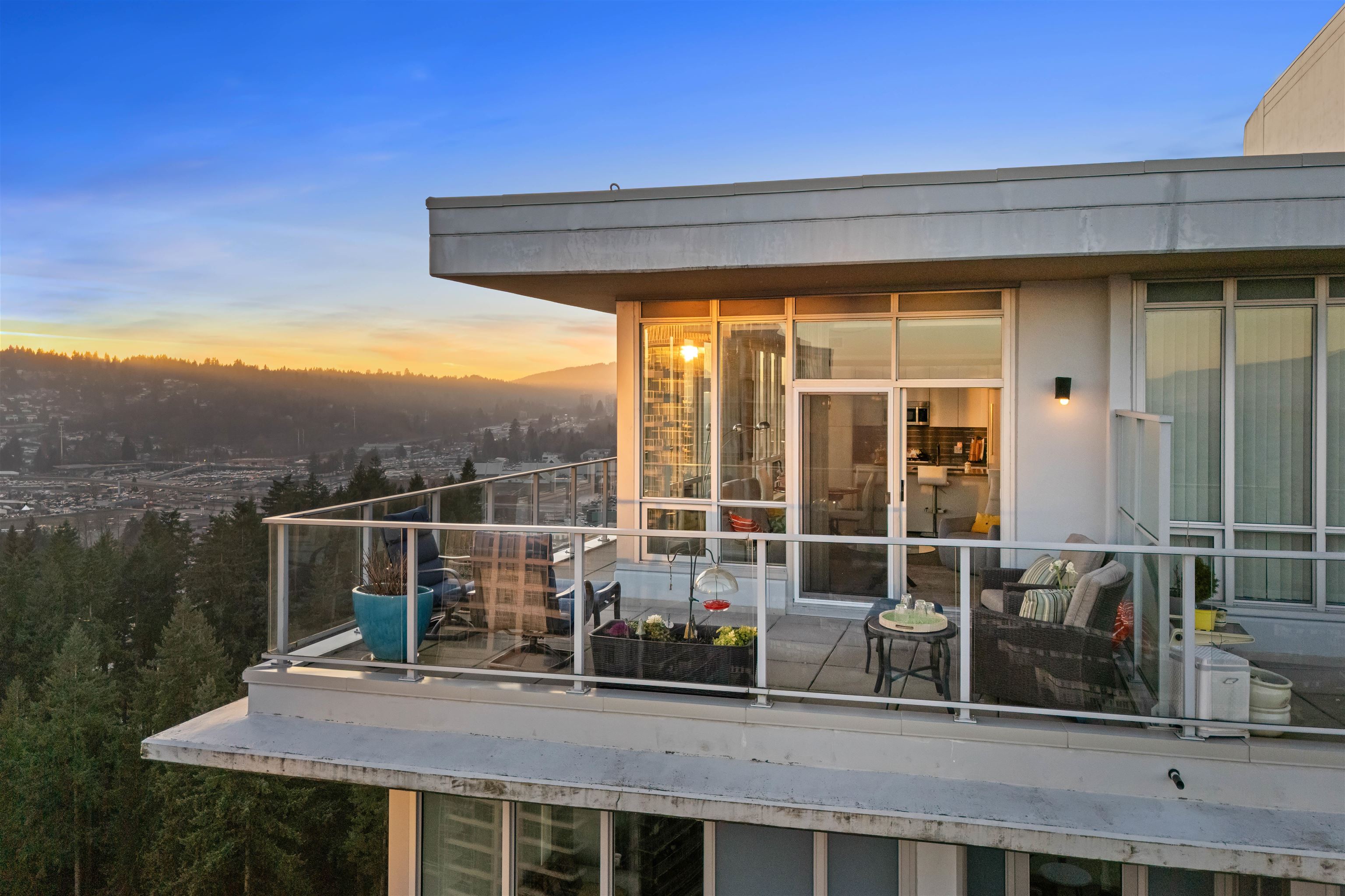 2903 3093 WINDSOR GATE Unit: 2903