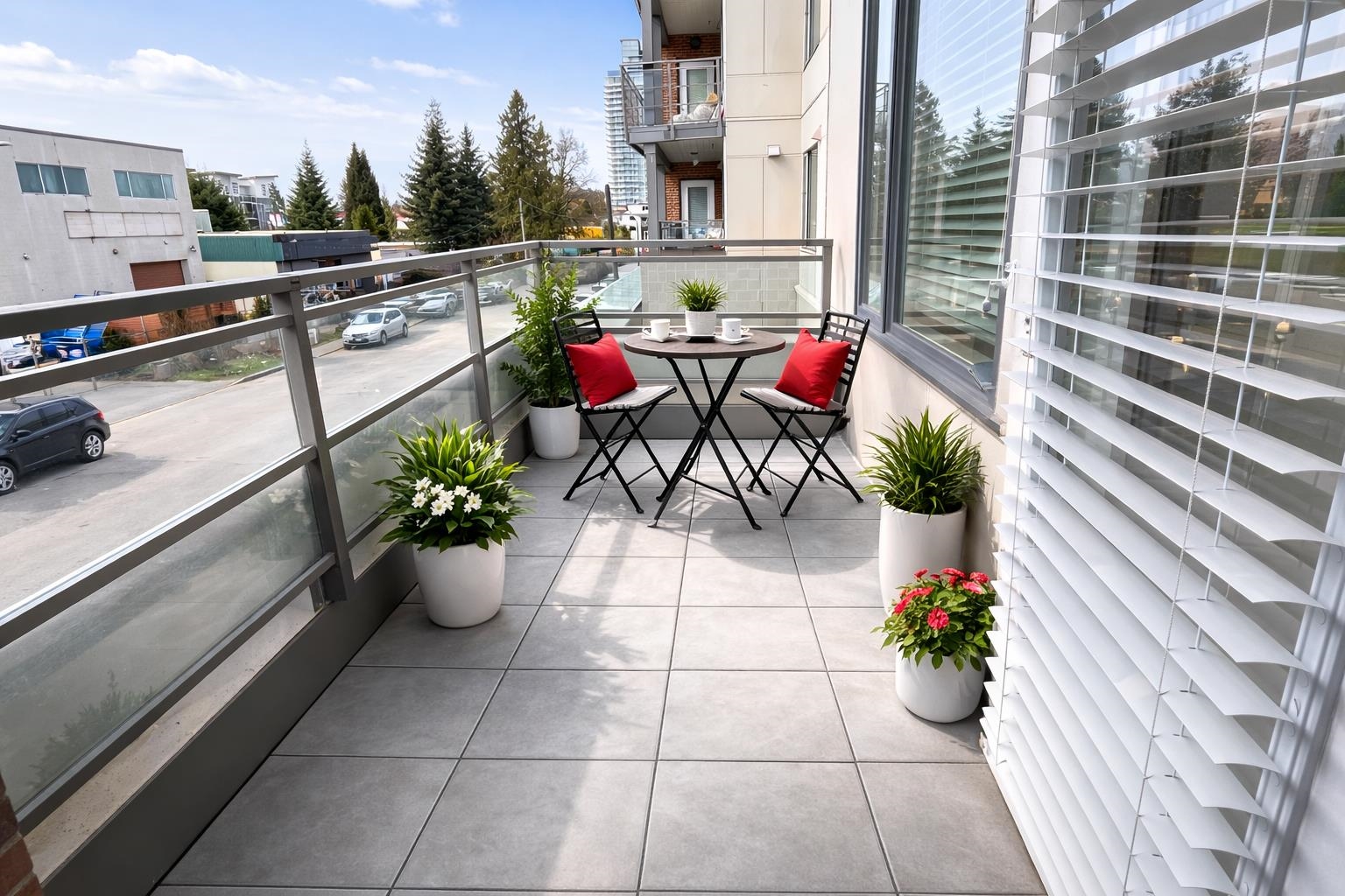 230 5355 LANE STREET Unit: 230