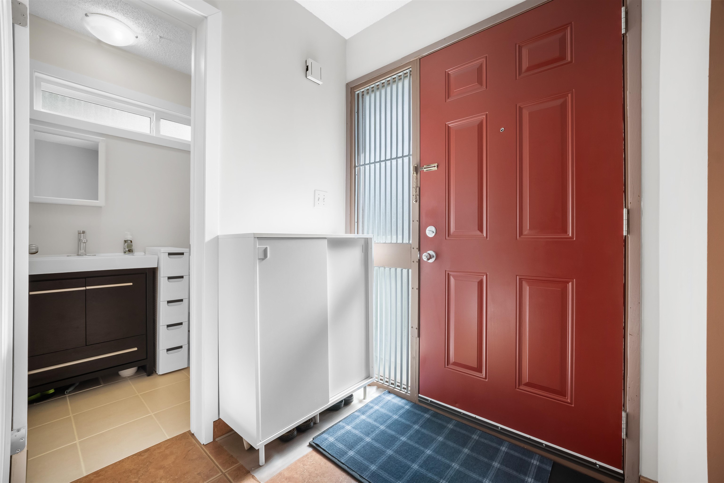 4725 CEDARGLEN PLACE